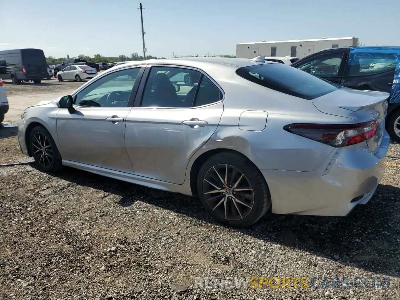 2 Фотография поврежденного автомобиля 4T1G11AK1MU464099 TOYOTA CAMRY 2021