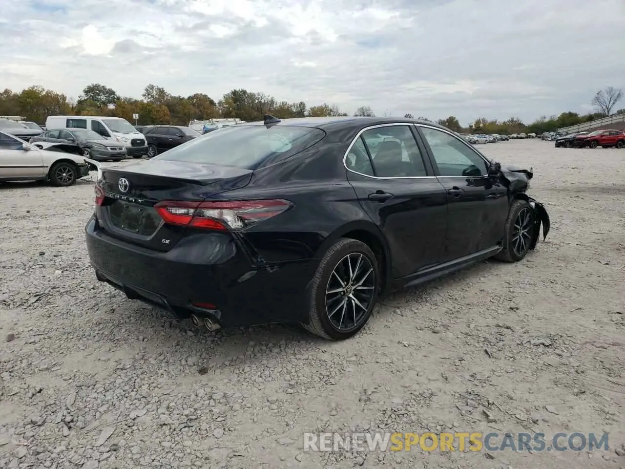 4 Фотография поврежденного автомобиля 4T1G11AK1MU469626 TOYOTA CAMRY 2021