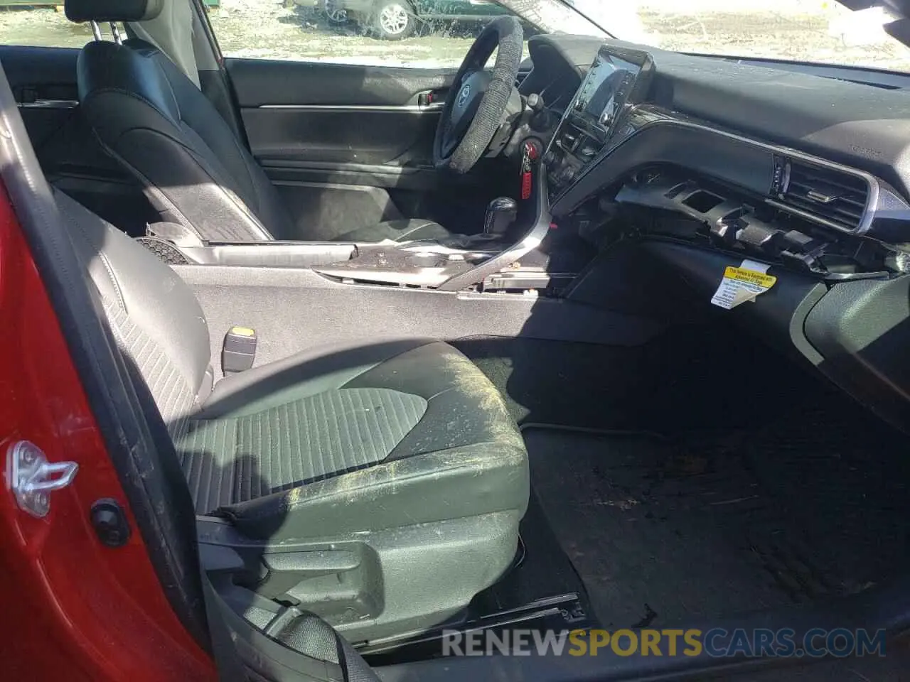 5 Photograph of a damaged car 4T1G11AK1MU471733 TOYOTA CAMRY 2021