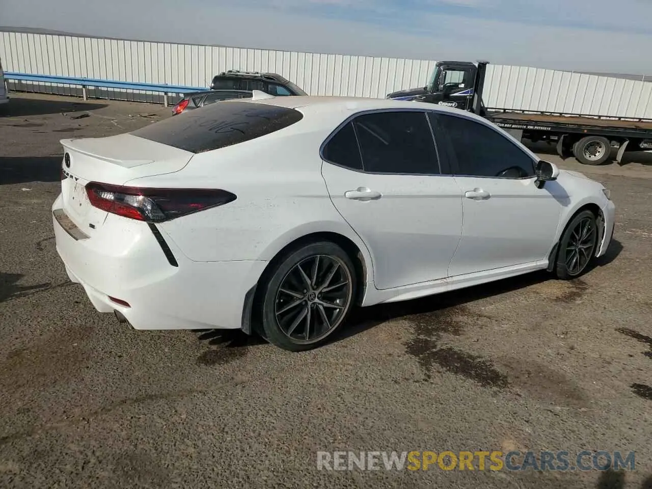 3 Photograph of a damaged car 4T1G11AK1MU480996 TOYOTA CAMRY 2021