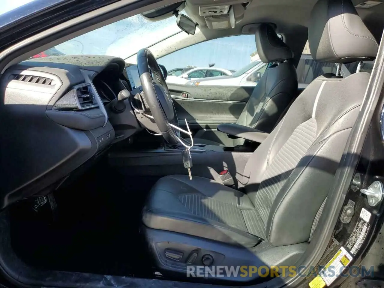7 Photograph of a damaged car 4T1G11AK1MU486362 TOYOTA CAMRY 2021