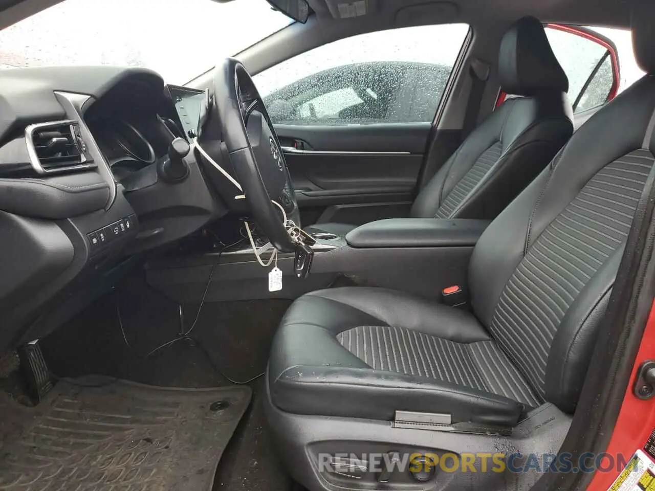 7 Photograph of a damaged car 4T1G11AK1MU497457 TOYOTA CAMRY 2021