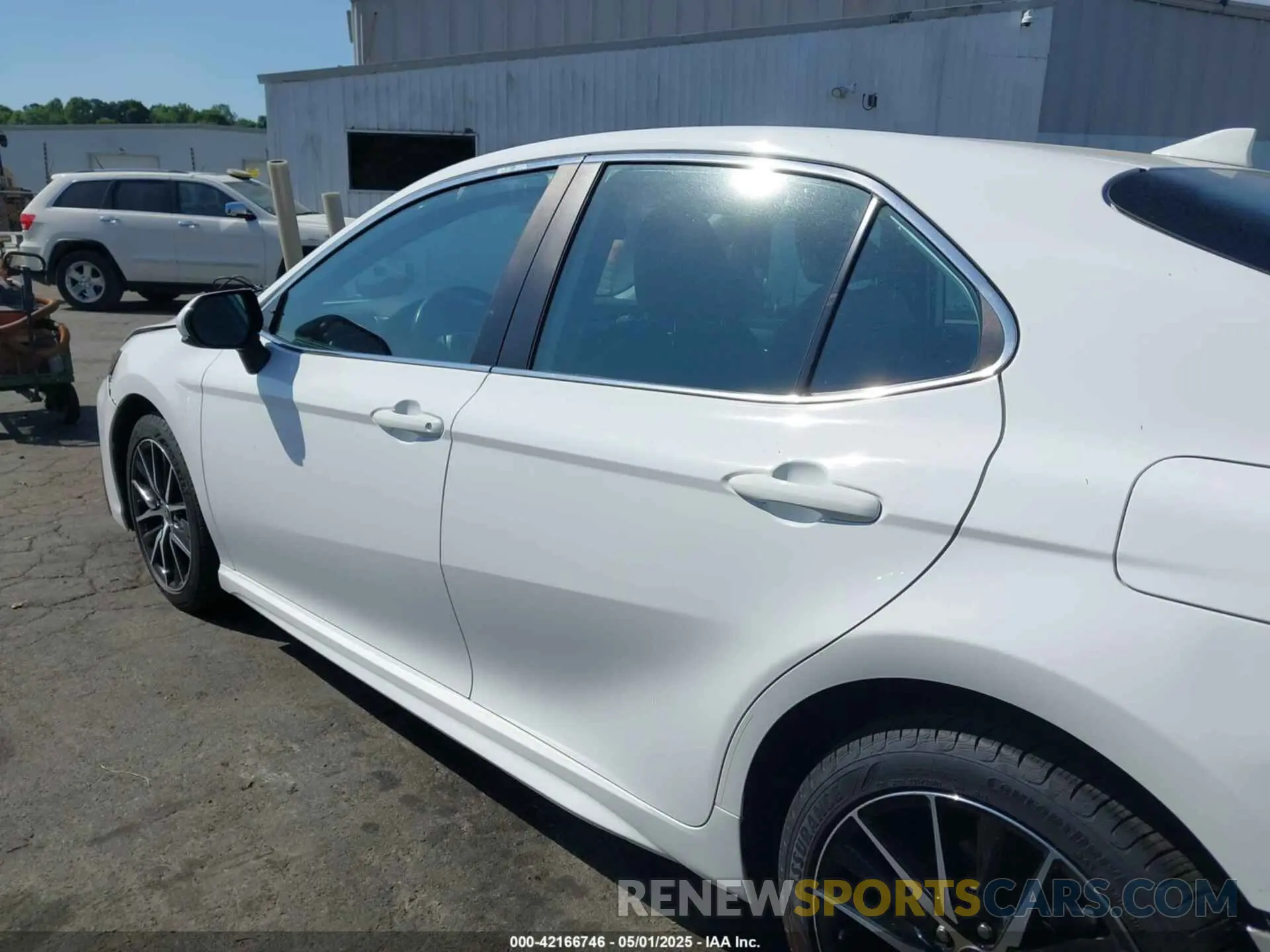 14 Фотография поврежденного автомобиля 4T1G11AK1MU520168 TOYOTA CAMRY 2021