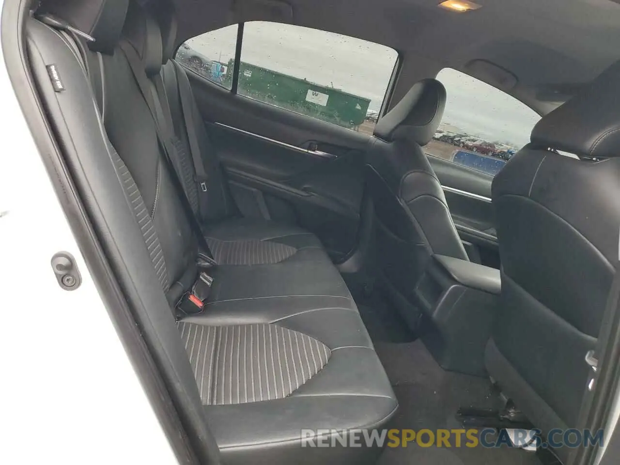 10 Фотография поврежденного автомобиля 4T1G11AK1MU521739 TOYOTA CAMRY 2021