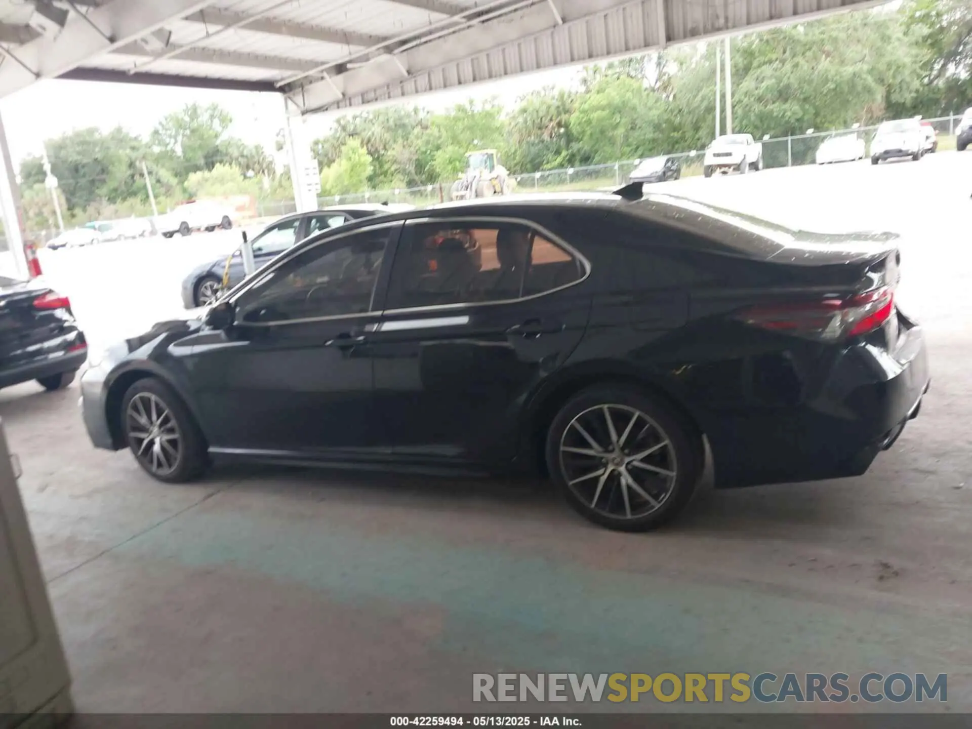15 Фотография поврежденного автомобиля 4T1G11AK1MU546821 TOYOTA CAMRY 2021