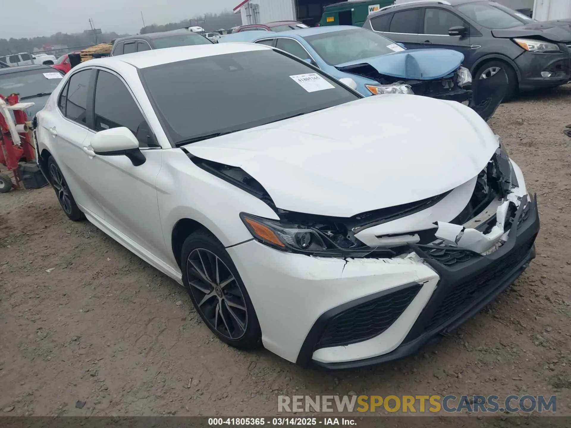1 Photograph of a damaged car 4T1G11AK1MU572982 TOYOTA CAMRY 2021