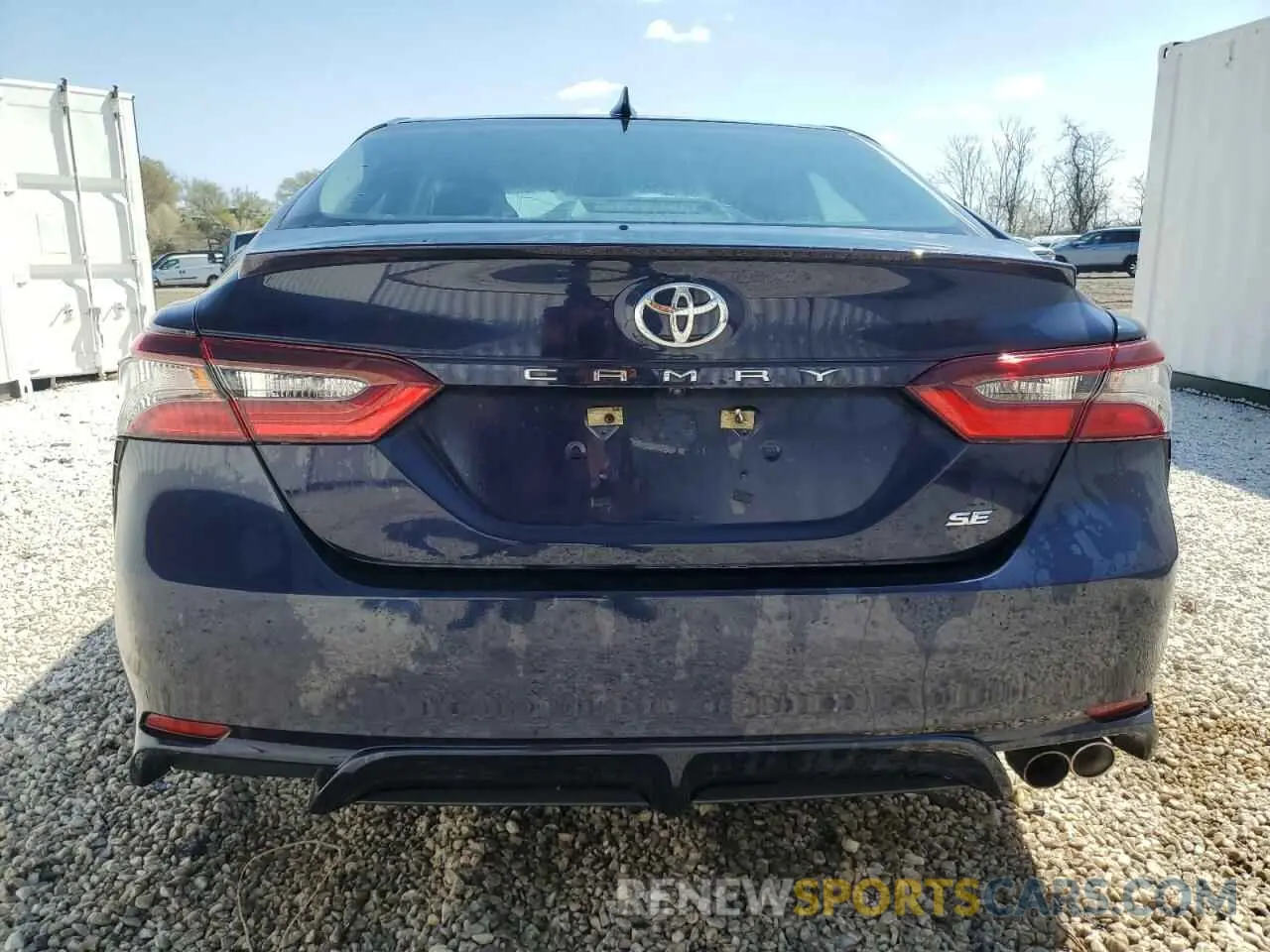 6 Photograph of a damaged car 4T1G11AK1MU584386 TOYOTA CAMRY 2021