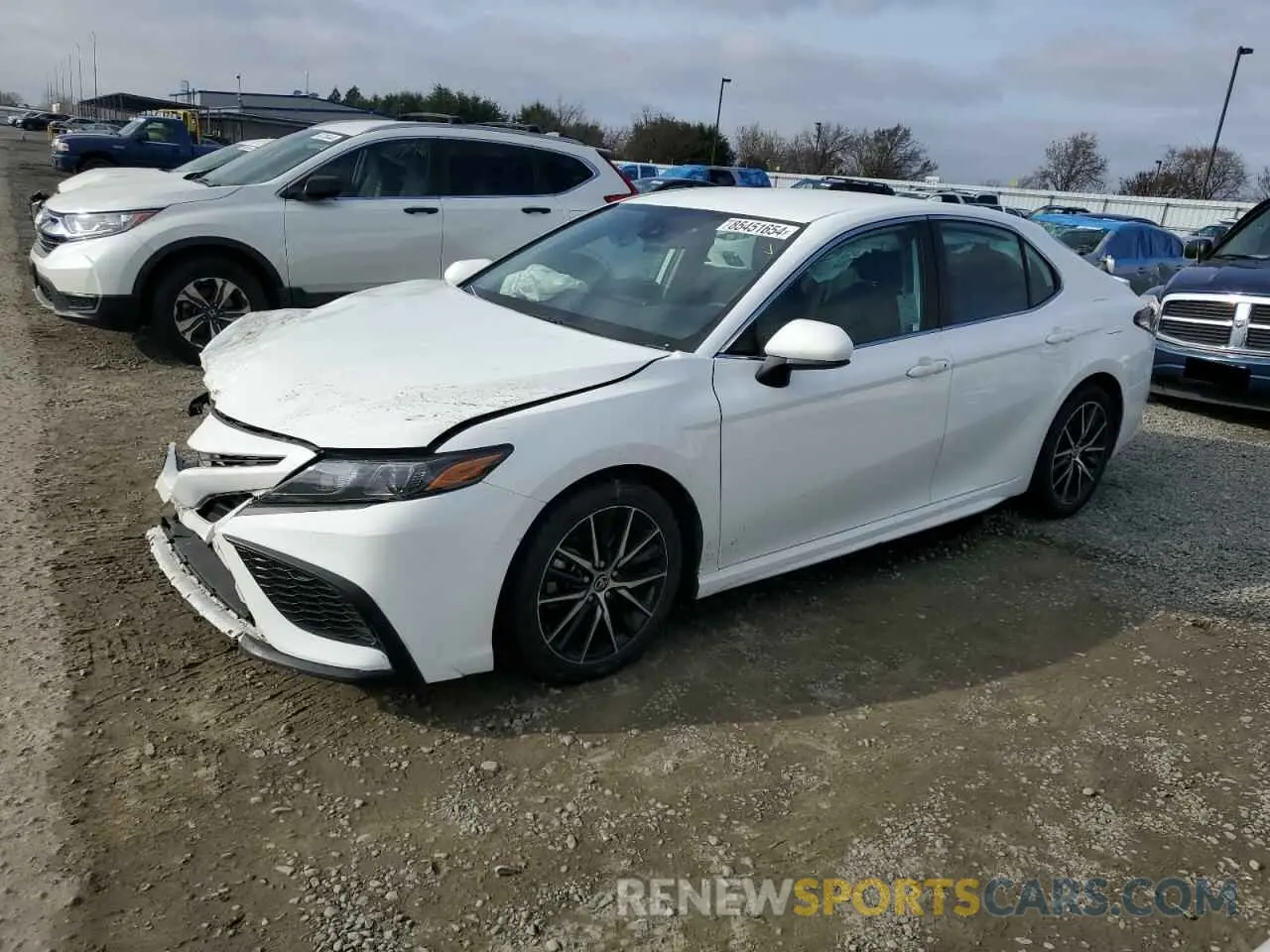 1 Photograph of a damaged car 4T1G11AK1MU597073 TOYOTA CAMRY 2021
