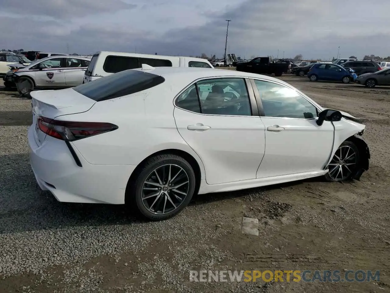 3 Photograph of a damaged car 4T1G11AK1MU597073 TOYOTA CAMRY 2021