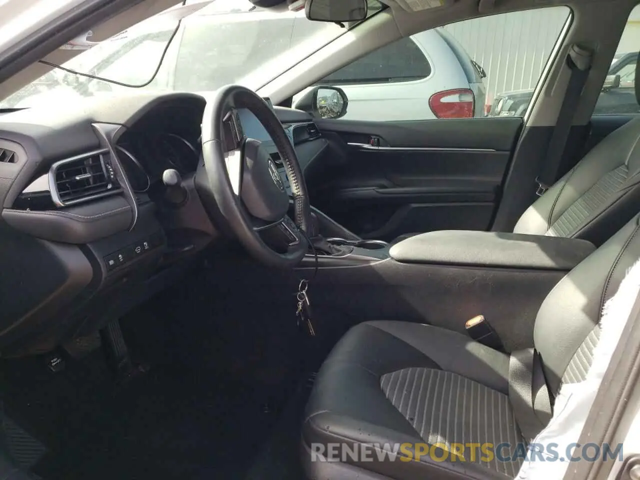 7 Photograph of a damaged car 4T1G11AK1MU609299 TOYOTA CAMRY 2021