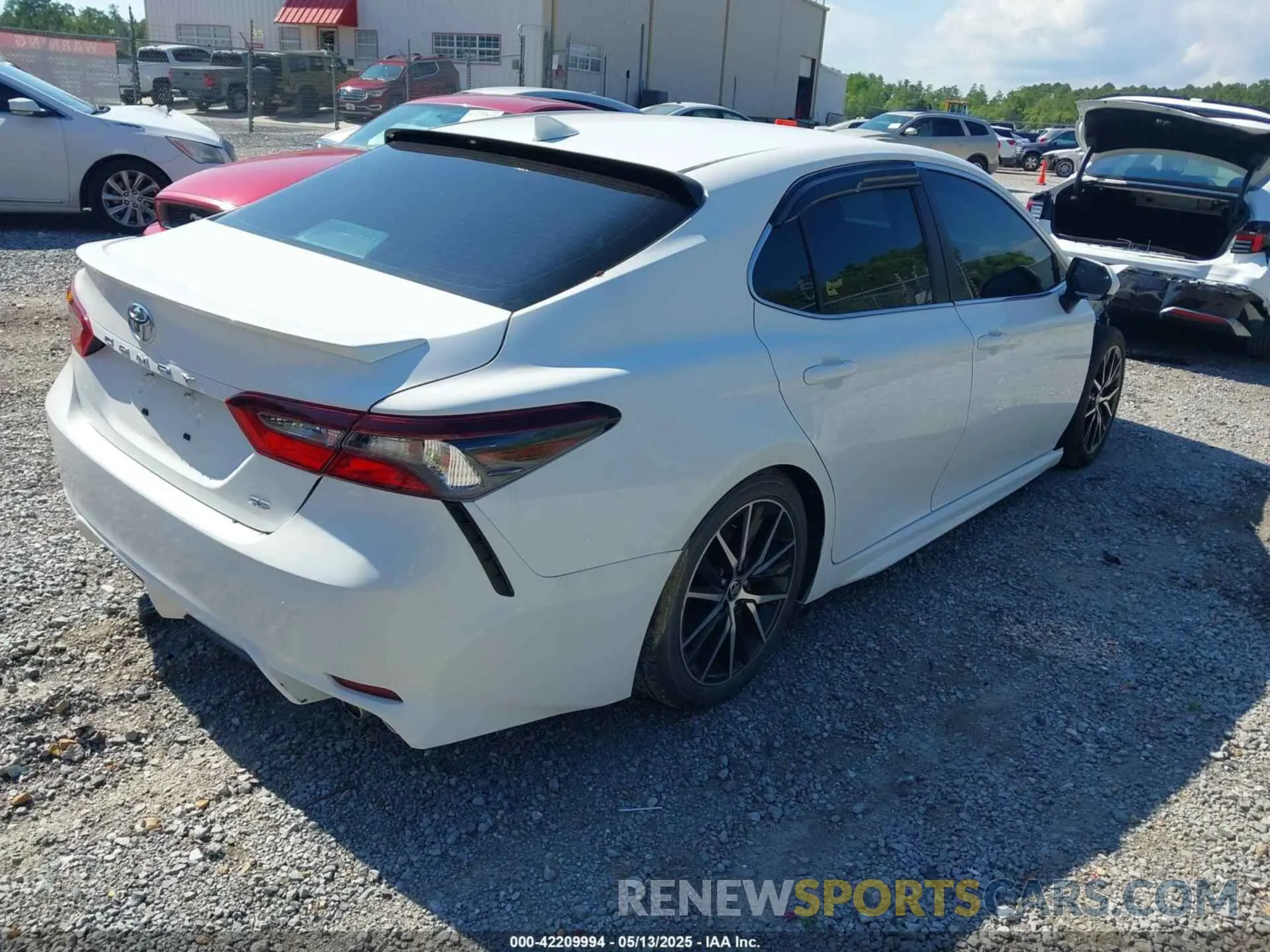 4 Photograph of a damaged car 4T1G11AK2MU403618 TOYOTA CAMRY 2021