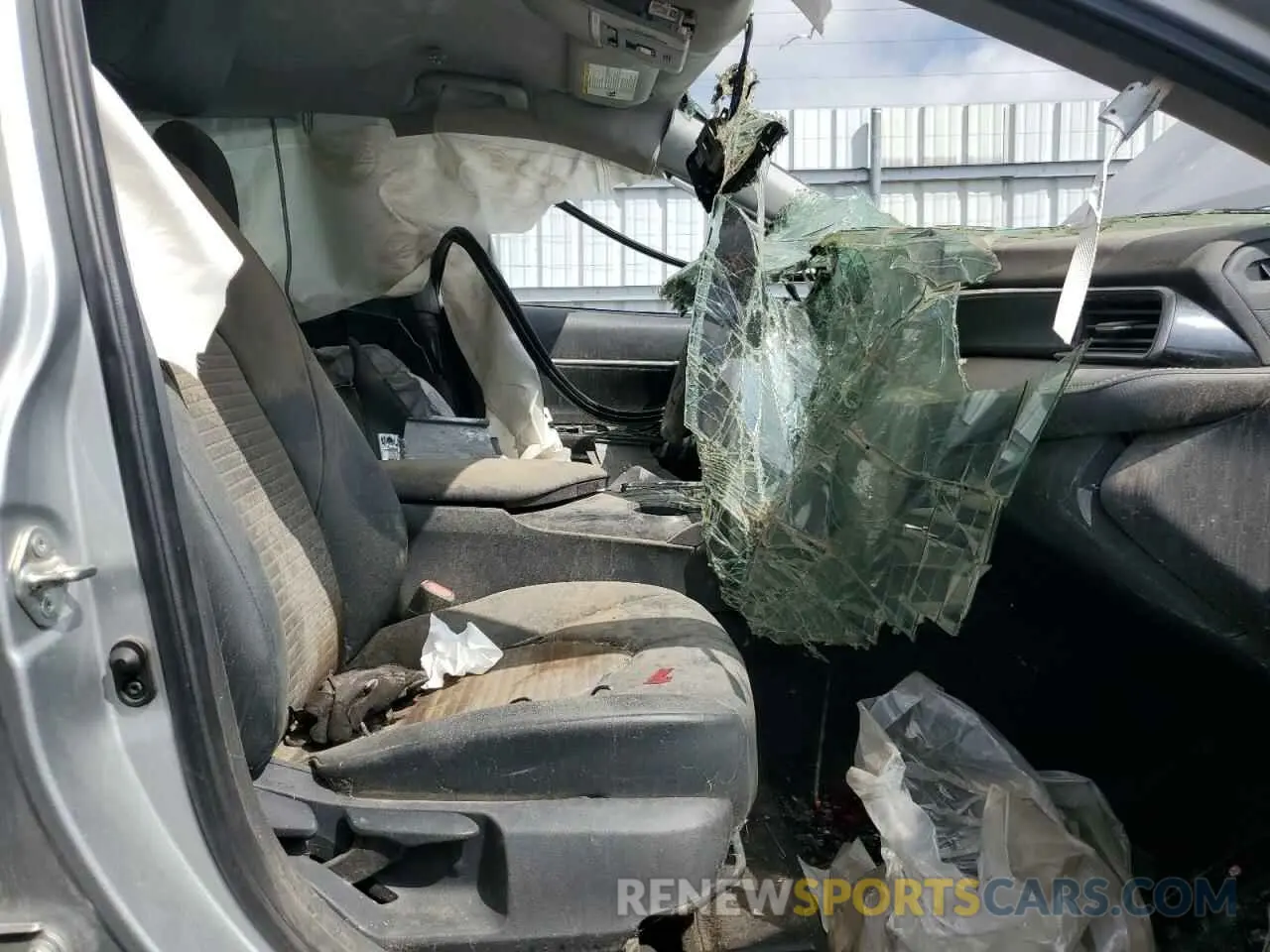 7 Photograph of a damaged car 4T1G11AK2MU406034 TOYOTA CAMRY 2021