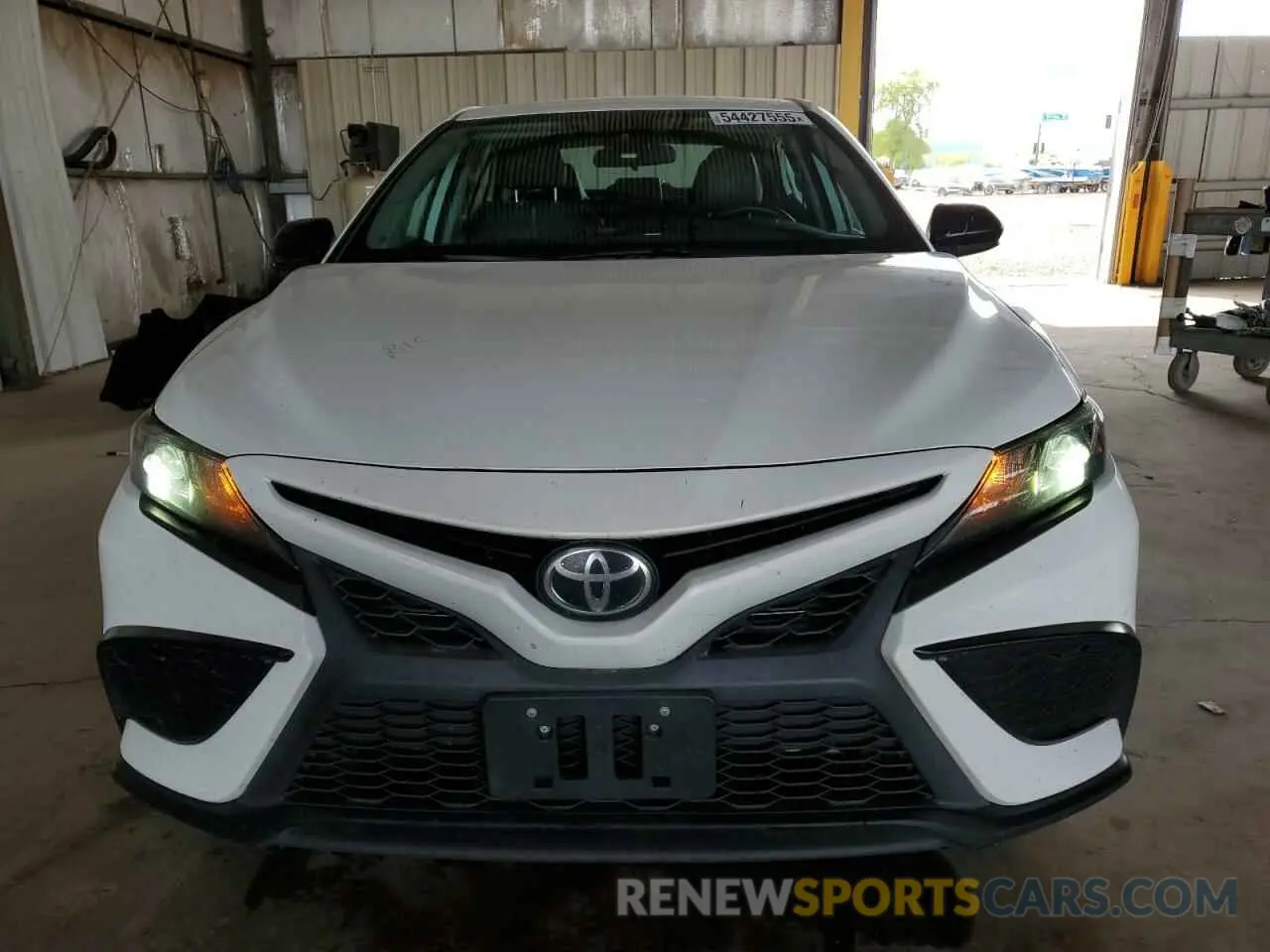 5 Photograph of a damaged car 4T1G11AK2MU431449 TOYOTA CAMRY 2021