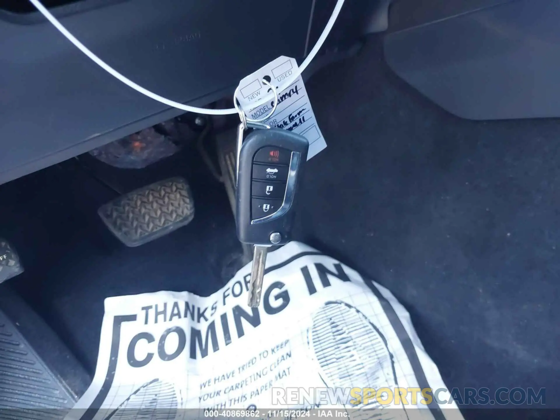 11 Photograph of a damaged car 4T1G11AK2MU450132 TOYOTA CAMRY 2021