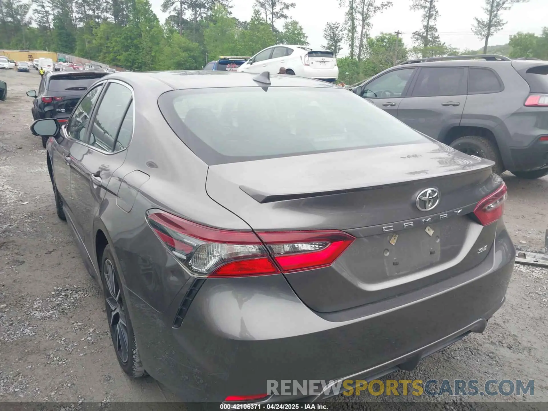 3 Фотография поврежденного автомобиля 4T1G11AK2MU454794 TOYOTA CAMRY 2021