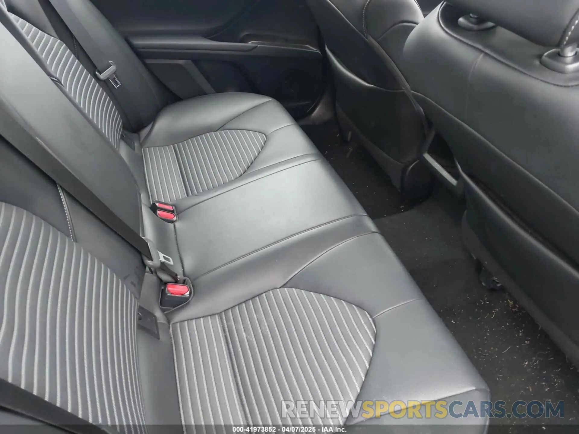 8 Фотография поврежденного автомобиля 4T1G11AK2MU456447 TOYOTA CAMRY 2021