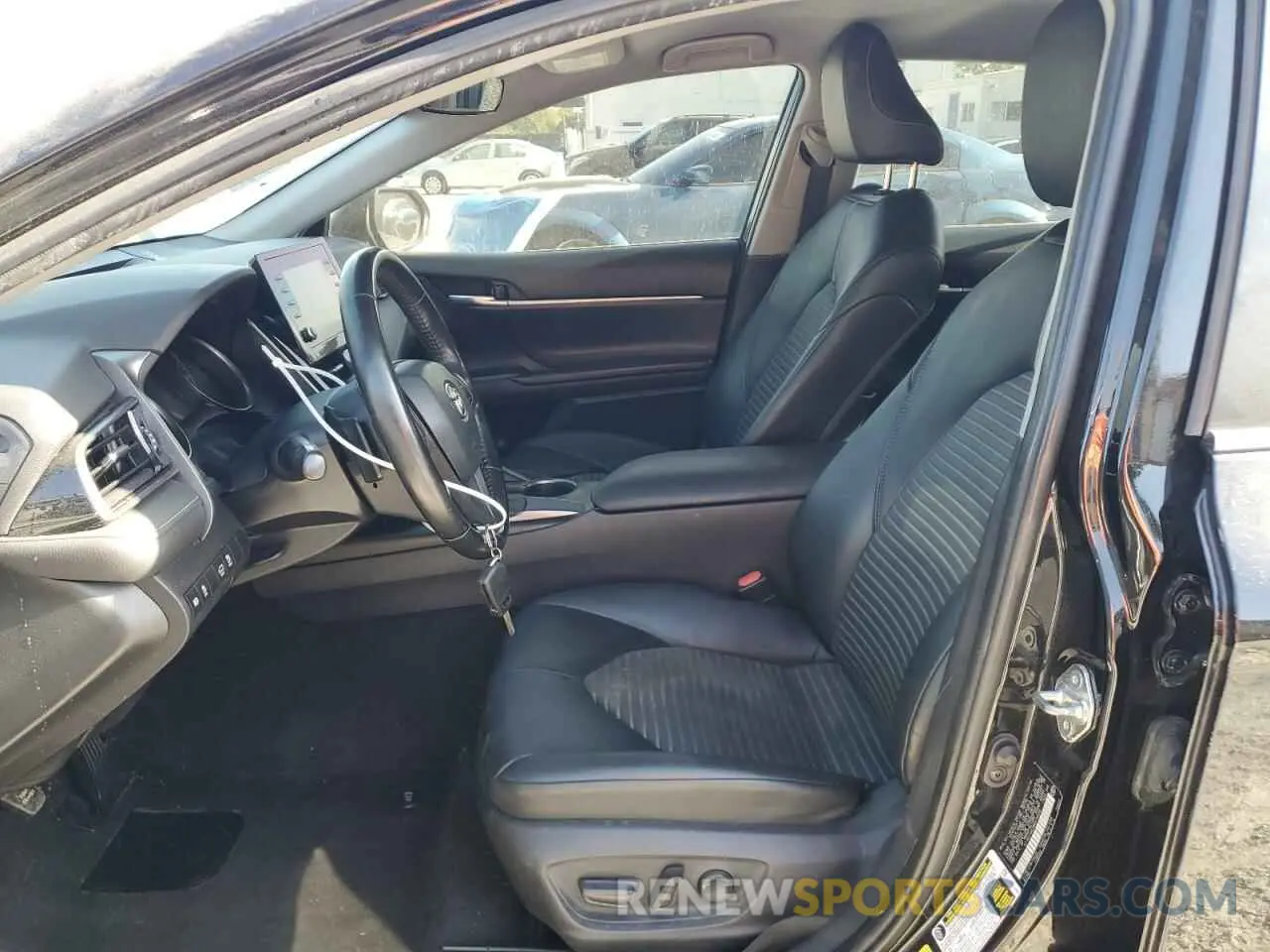 7 Photograph of a damaged car 4T1G11AK2MU516856 TOYOTA CAMRY 2021