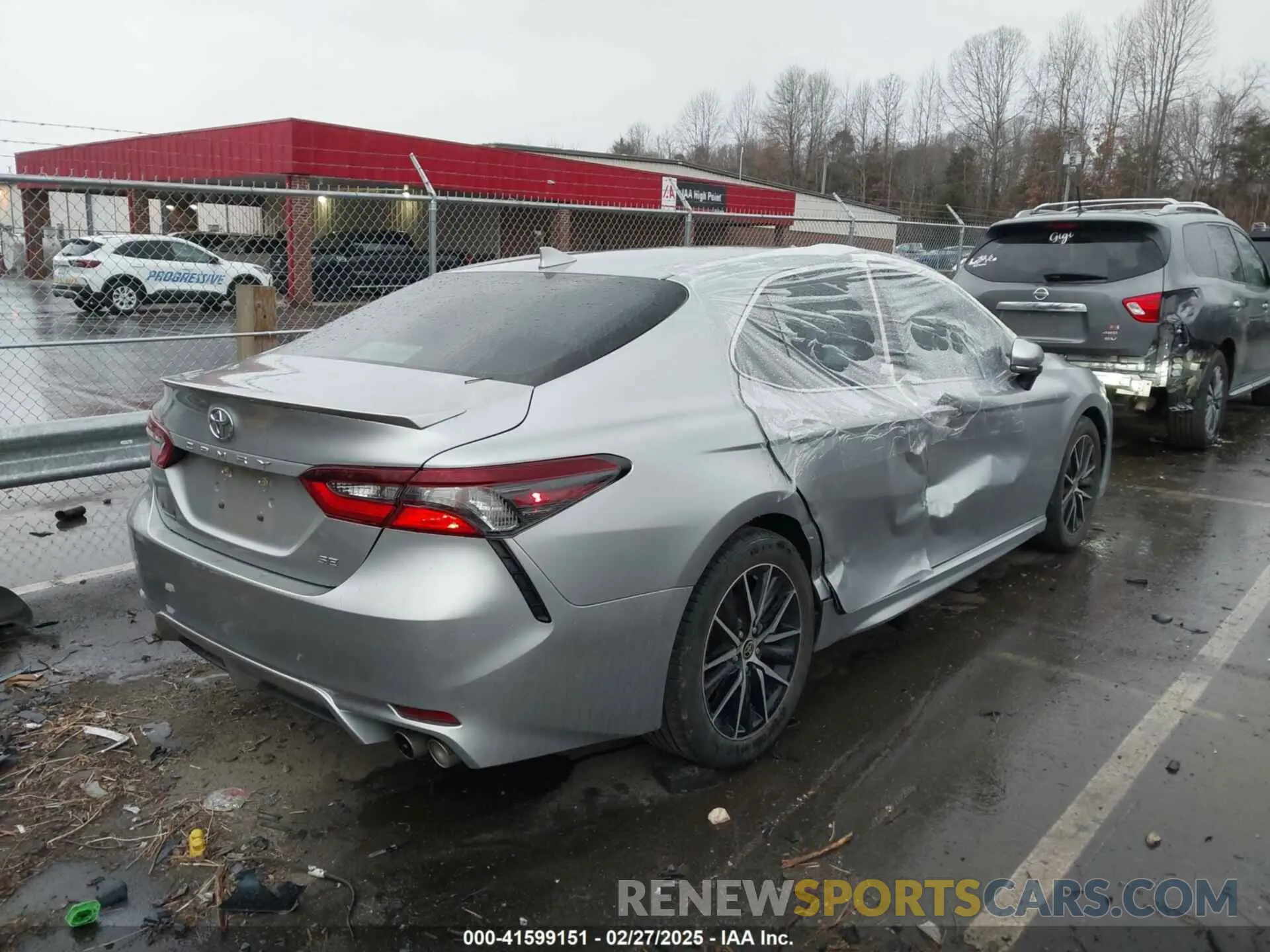 4 Фотография поврежденного автомобиля 4T1G11AK2MU530613 TOYOTA CAMRY 2021