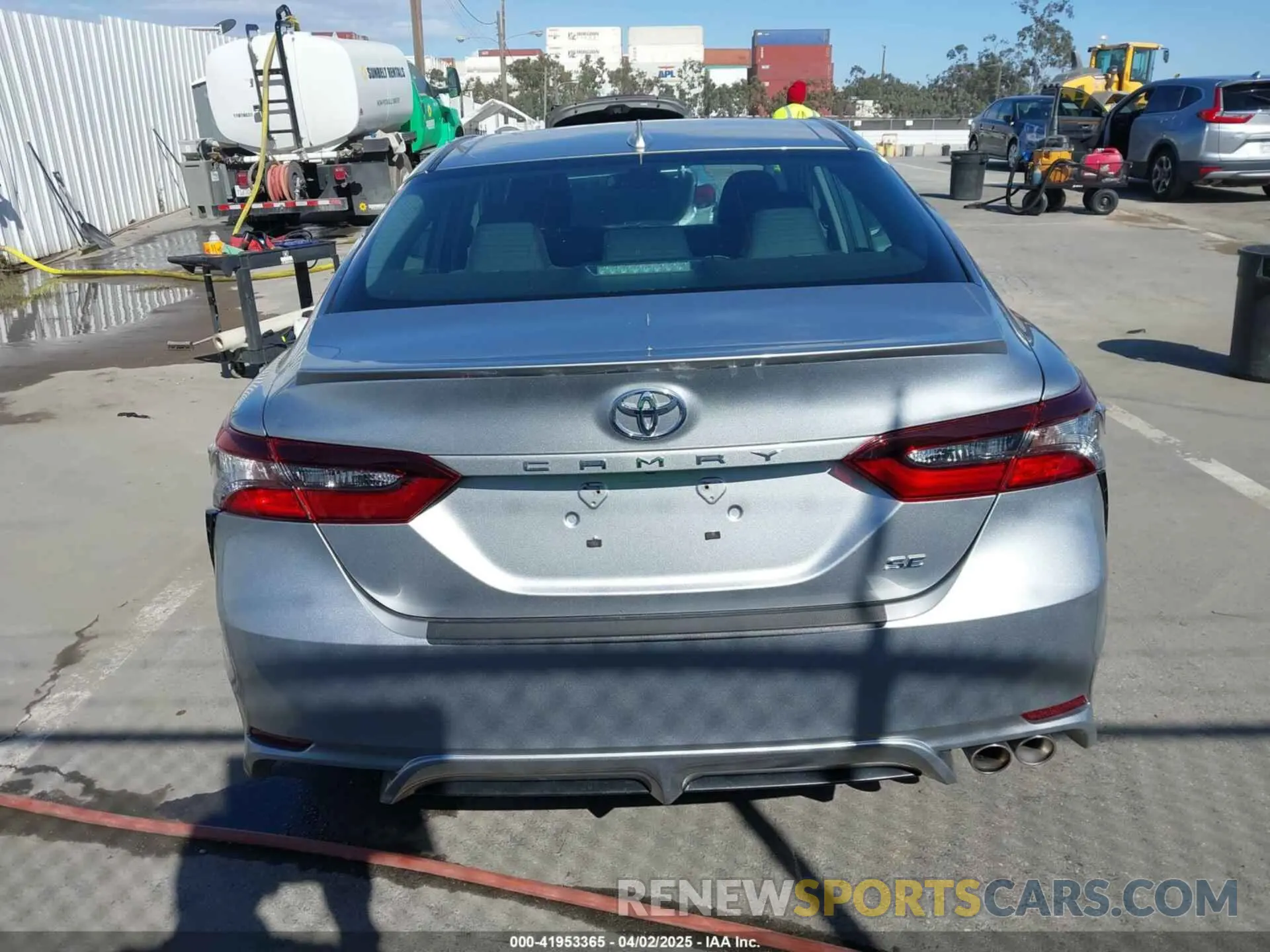 16 Фотография поврежденного автомобиля 4T1G11AK2MU539134 TOYOTA CAMRY 2021