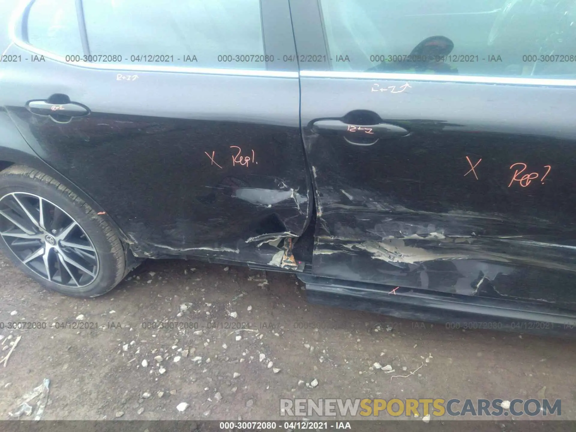 6 Photograph of a damaged car 4T1G11AK2MU542471 TOYOTA CAMRY 2021