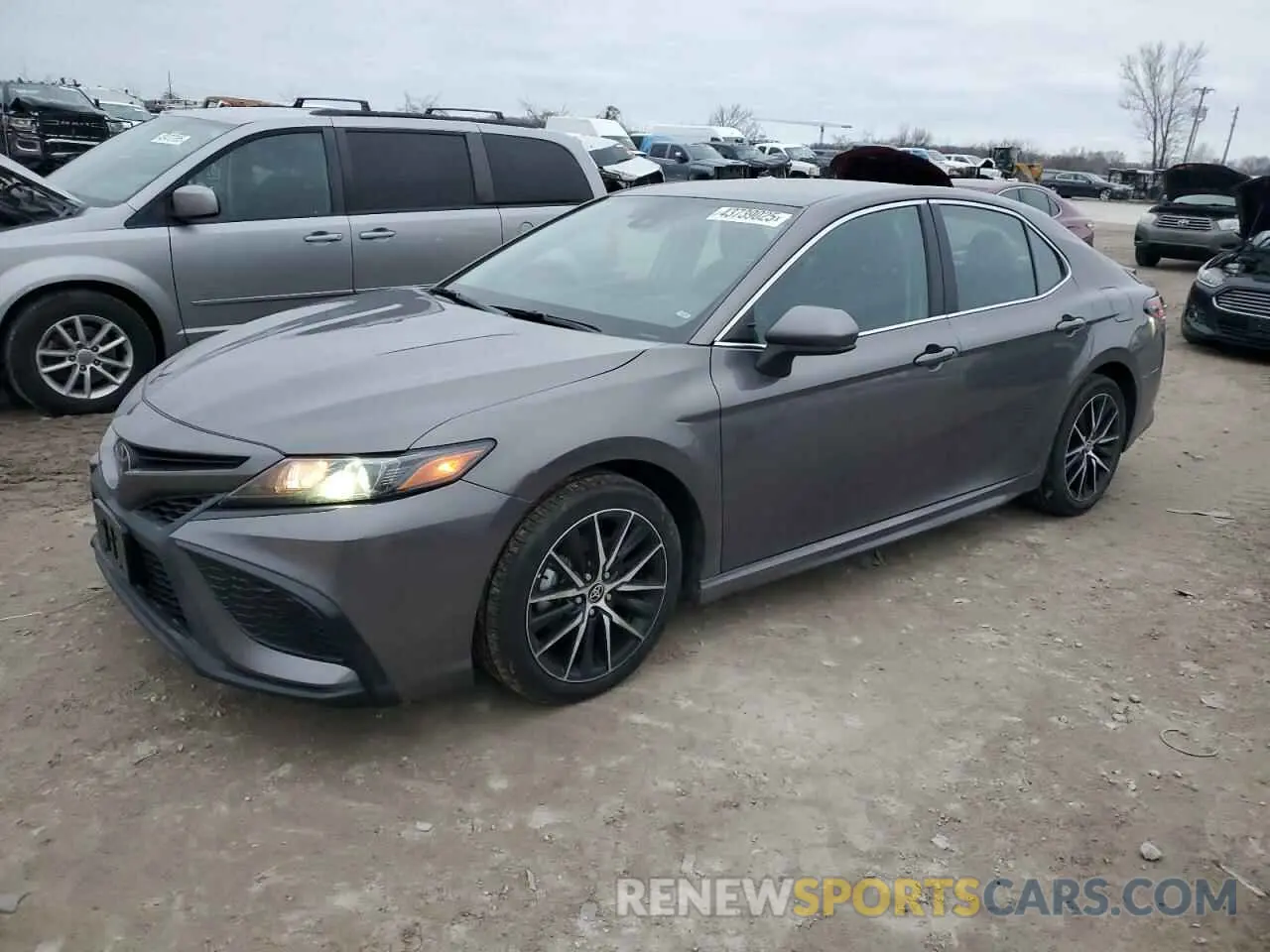 1 Photograph of a damaged car 4T1G11AK2MU557732 TOYOTA CAMRY 2021