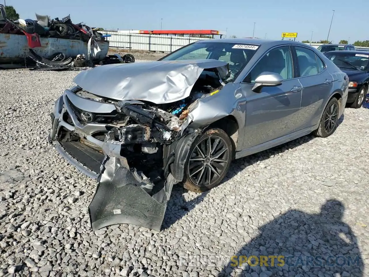 1 Фотография поврежденного автомобиля 4T1G11AK2MU559321 TOYOTA CAMRY 2021