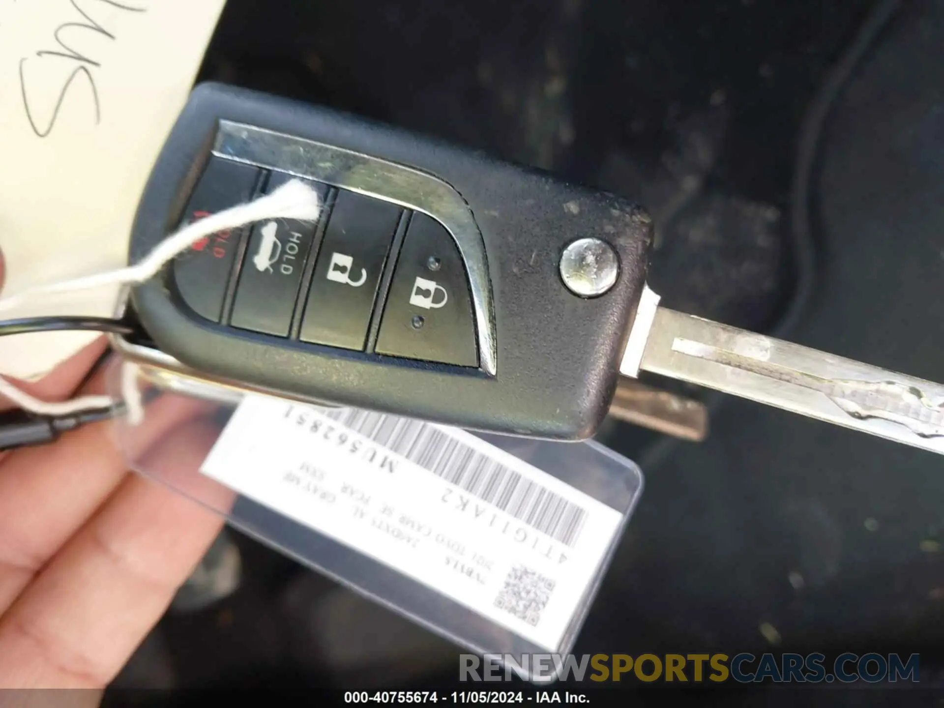 10 Photograph of a damaged car 4T1G11AK2MU562851 TOYOTA CAMRY 2021