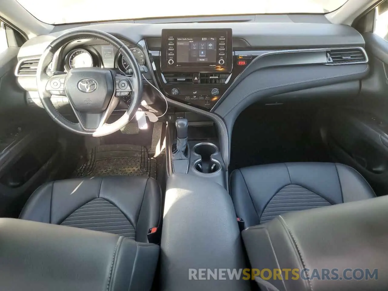 8 Фотография поврежденного автомобиля 4T1G11AK2MU592660 TOYOTA CAMRY 2021
