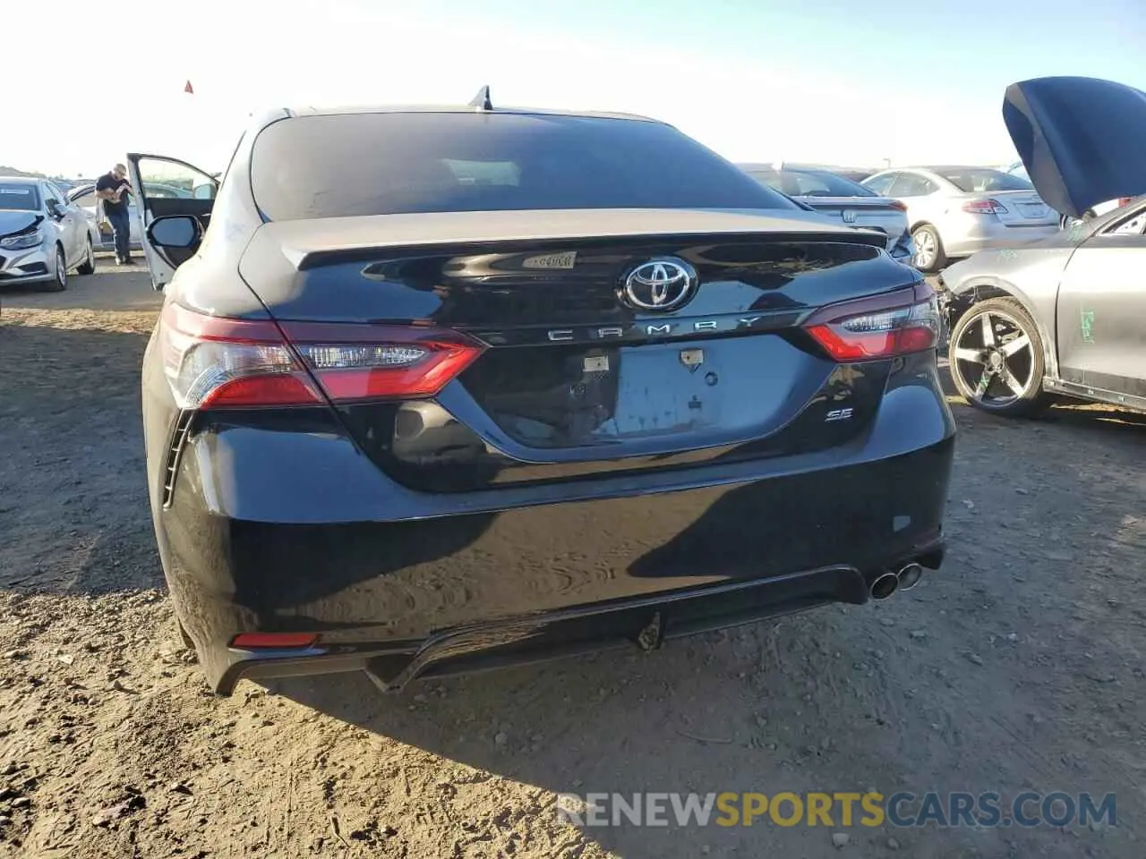 6 Фотография поврежденного автомобиля 4T1G11AK2MU595963 TOYOTA CAMRY 2021