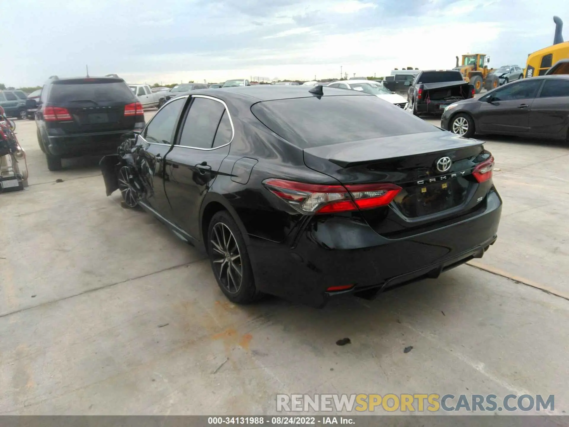 3 Photograph of a damaged car 4T1G11AK3MU403076 TOYOTA CAMRY 2021