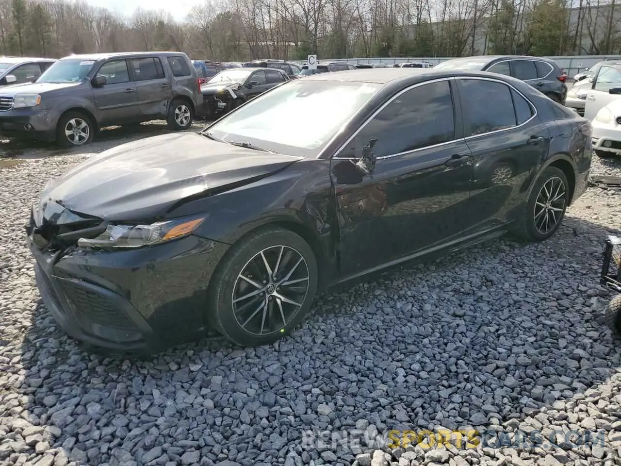 1 Photograph of a damaged car 4T1G11AK3MU405250 TOYOTA CAMRY 2021