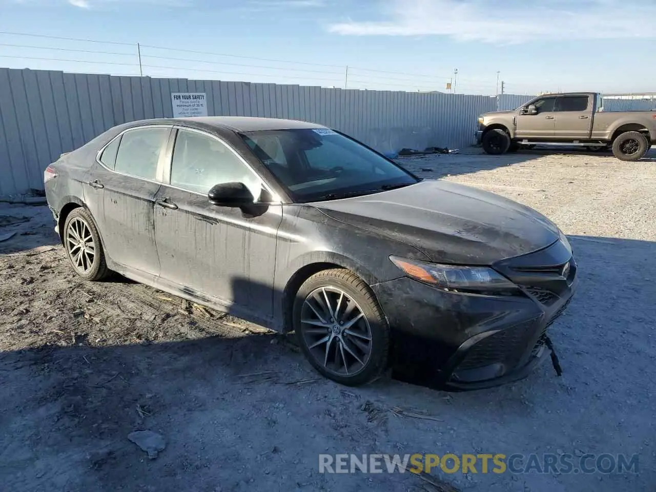 4 Photograph of a damaged car 4T1G11AK3MU413364 TOYOTA CAMRY 2021