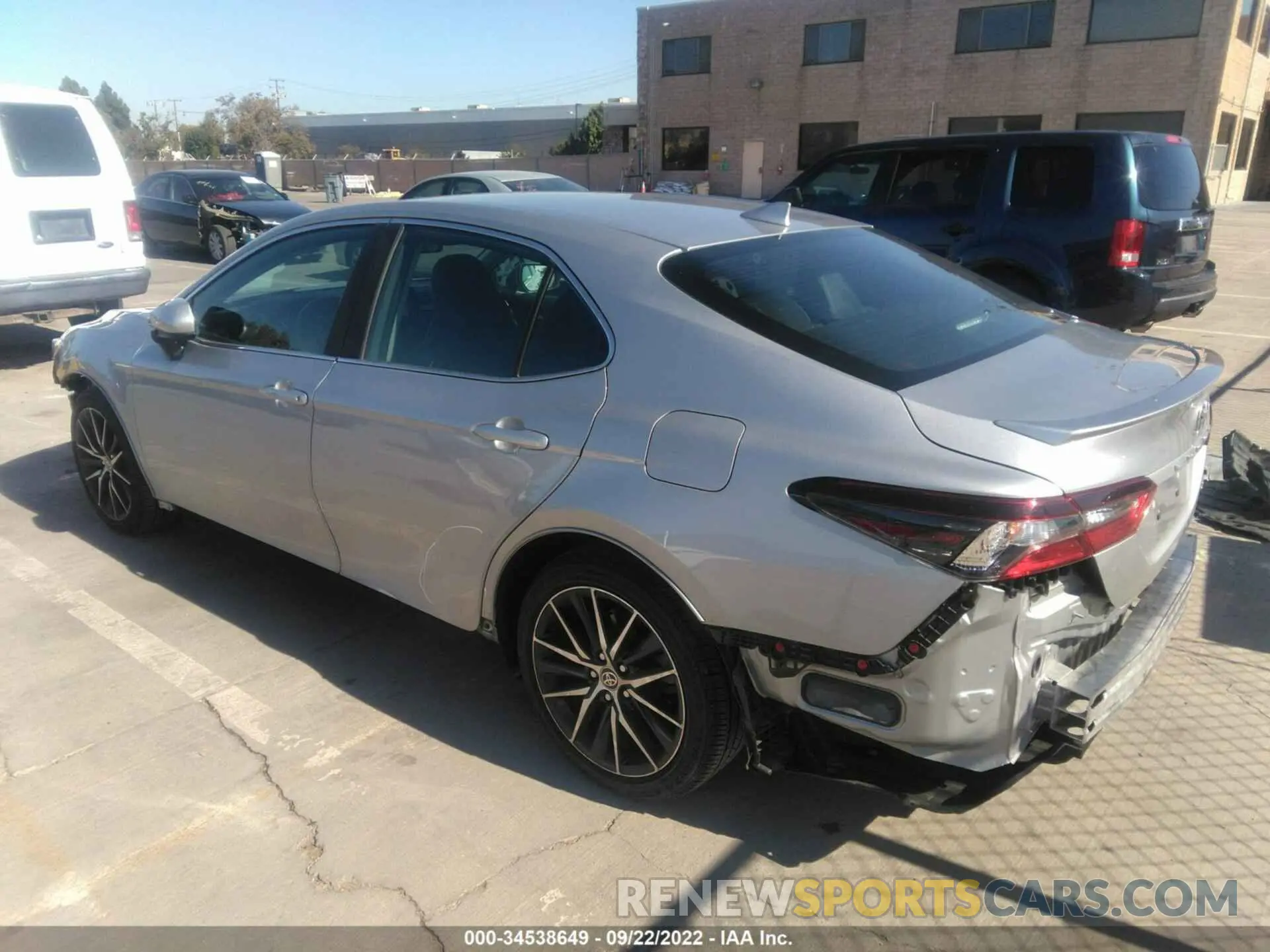3 Photograph of a damaged car 4T1G11AK3MU430150 TOYOTA CAMRY 2021