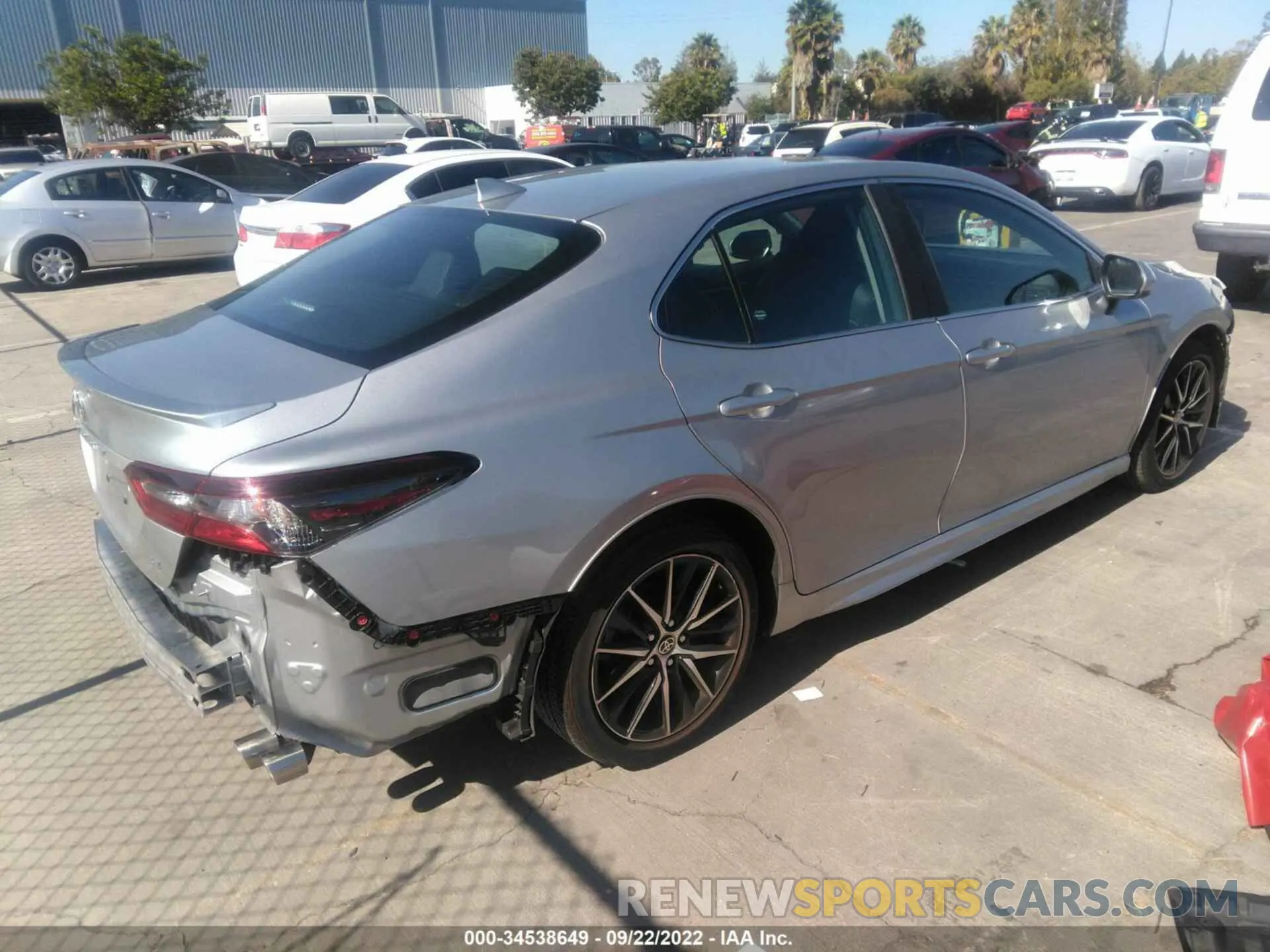 4 Photograph of a damaged car 4T1G11AK3MU430150 TOYOTA CAMRY 2021