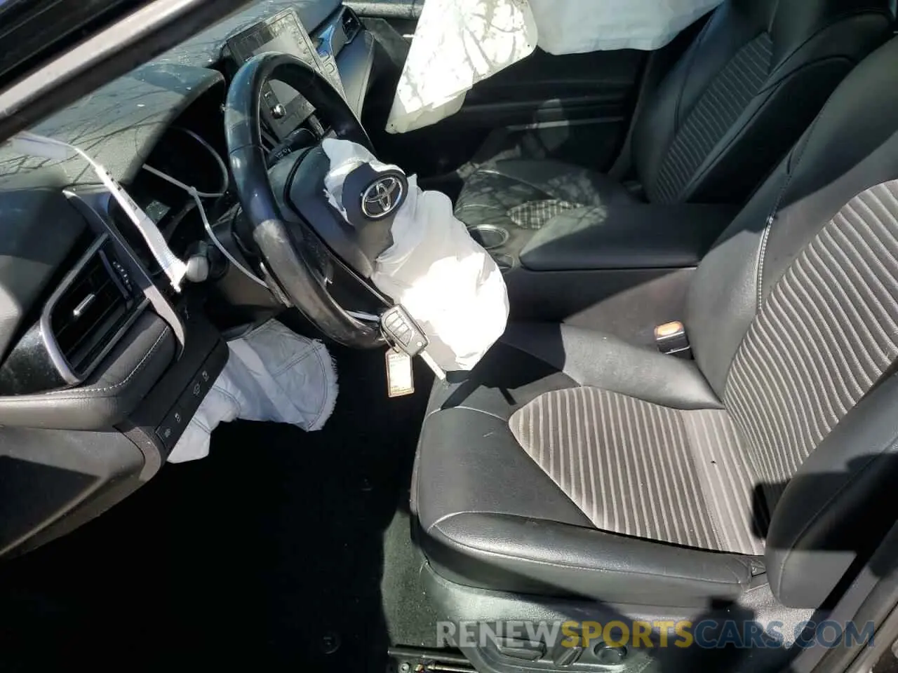 7 Фотография поврежденного автомобиля 4T1G11AK3MU477940 TOYOTA CAMRY 2021