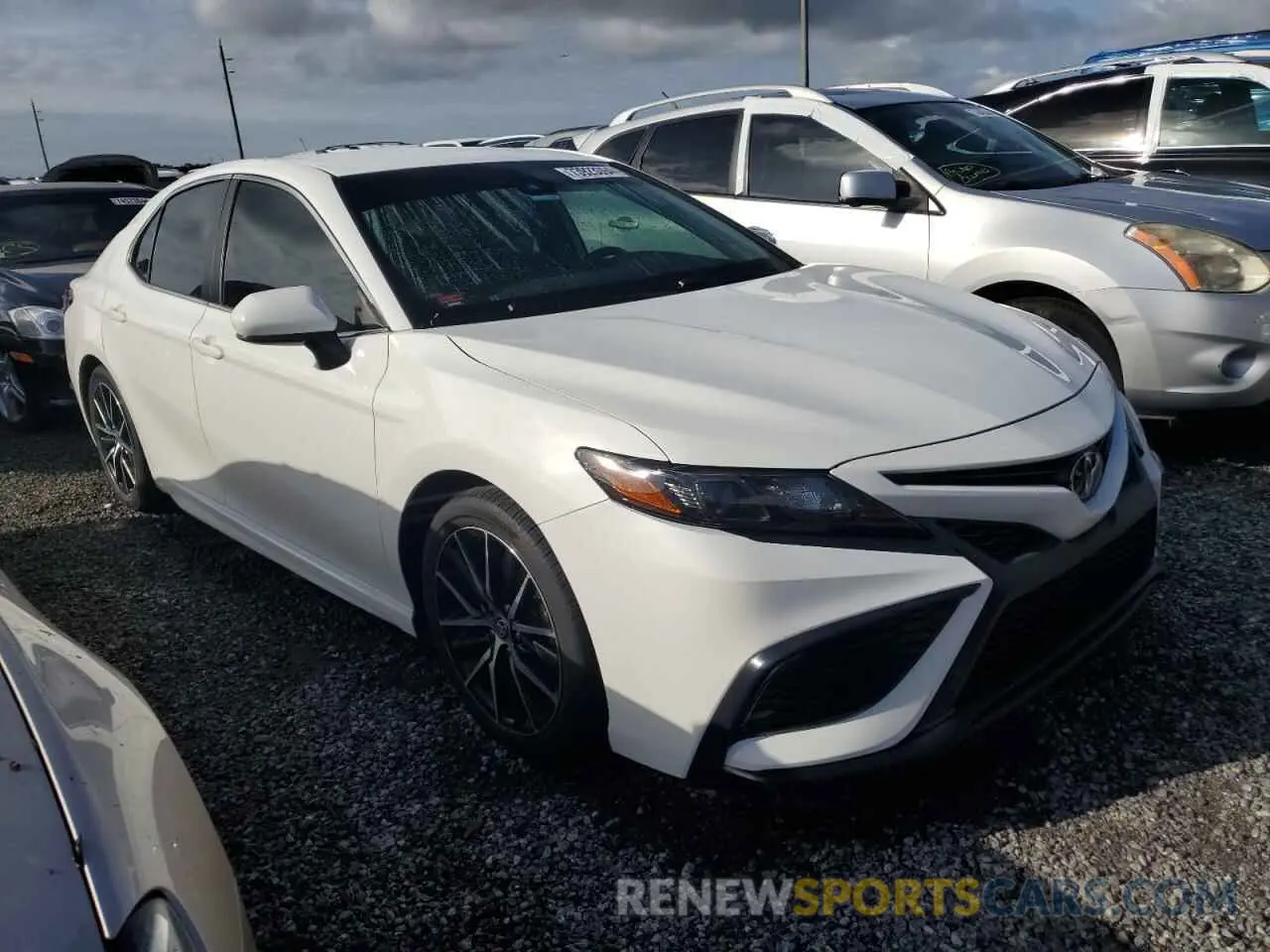 4 Photograph of a damaged car 4T1G11AK3MU486069 TOYOTA CAMRY 2021