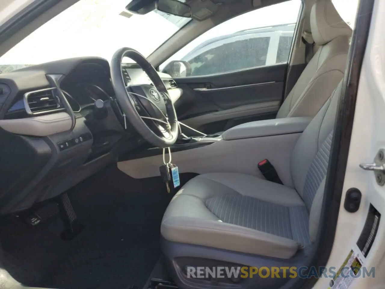 7 Photograph of a damaged car 4T1G11AK3MU486069 TOYOTA CAMRY 2021