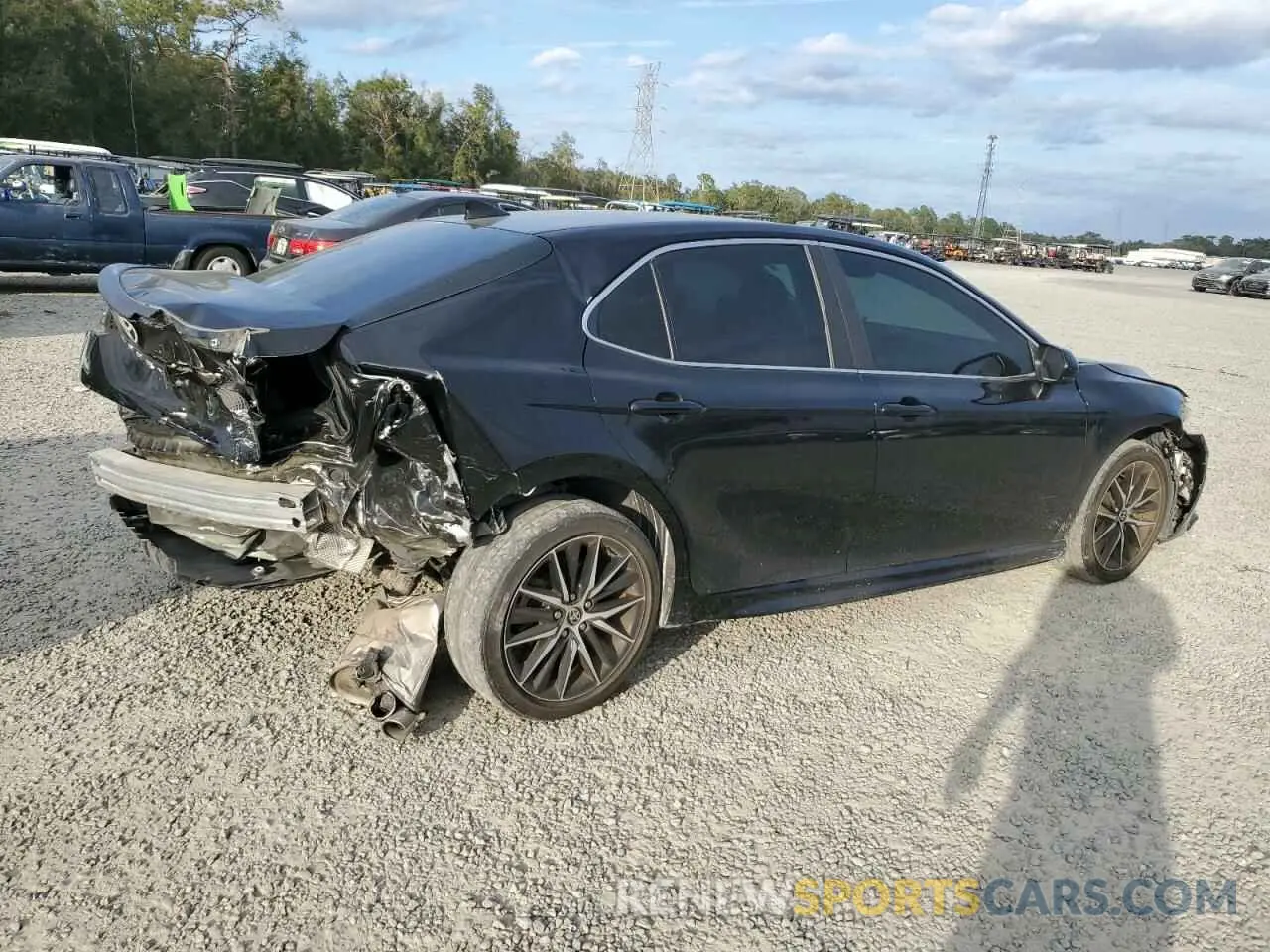 3 Photograph of a damaged car 4T1G11AK3MU489389 TOYOTA CAMRY 2021