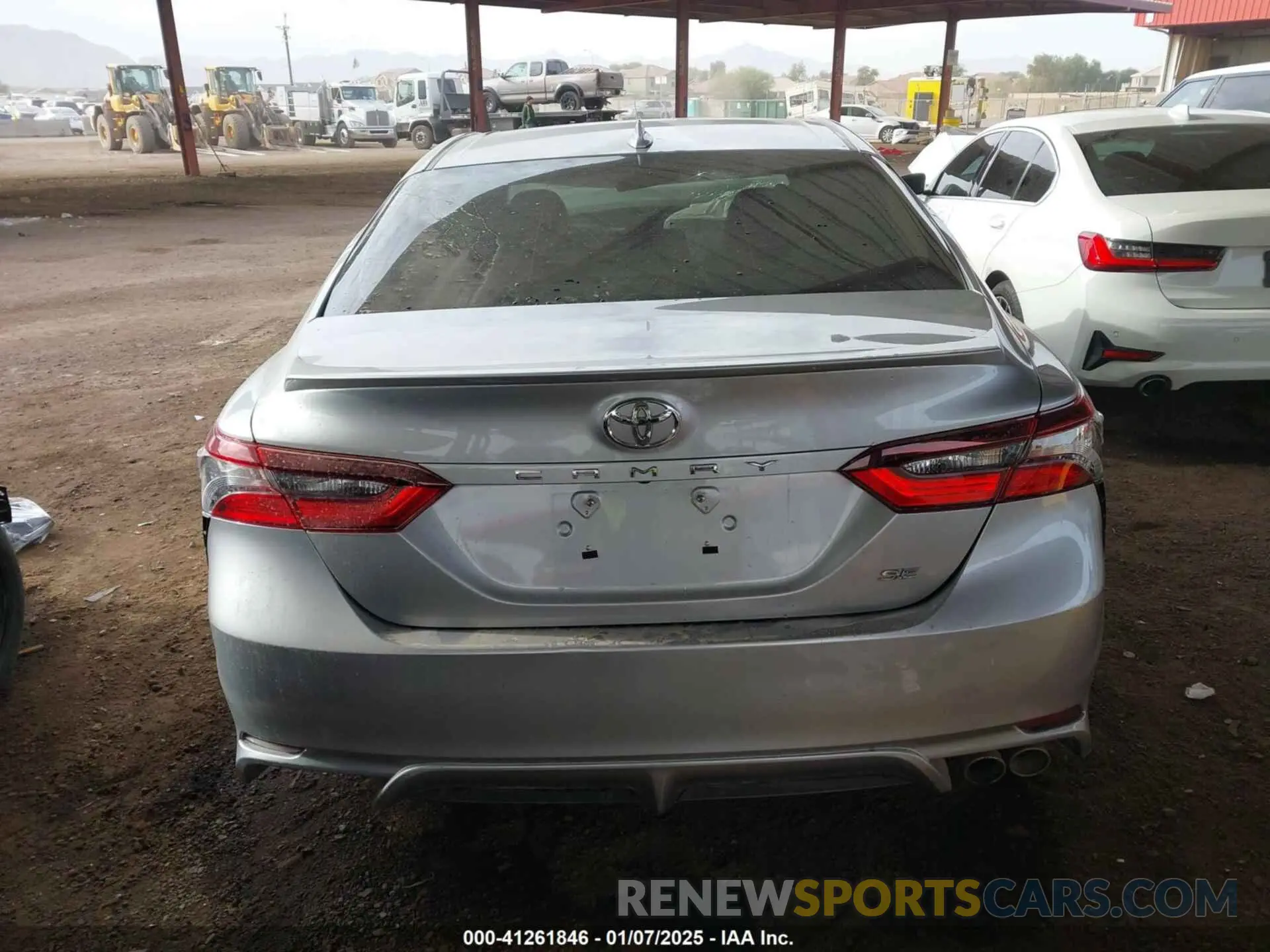 16 Фотография поврежденного автомобиля 4T1G11AK3MU514758 TOYOTA CAMRY 2021