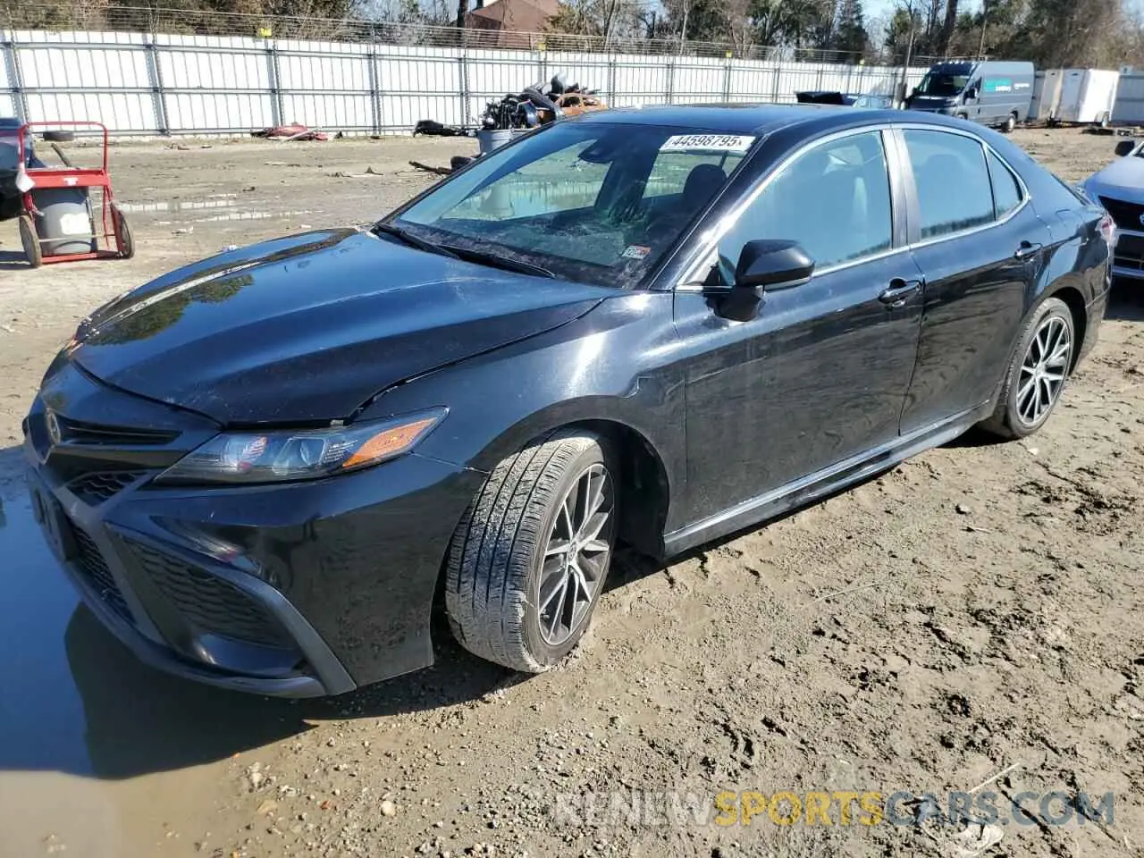 1 Photograph of a damaged car 4T1G11AK3MU524254 TOYOTA CAMRY 2021