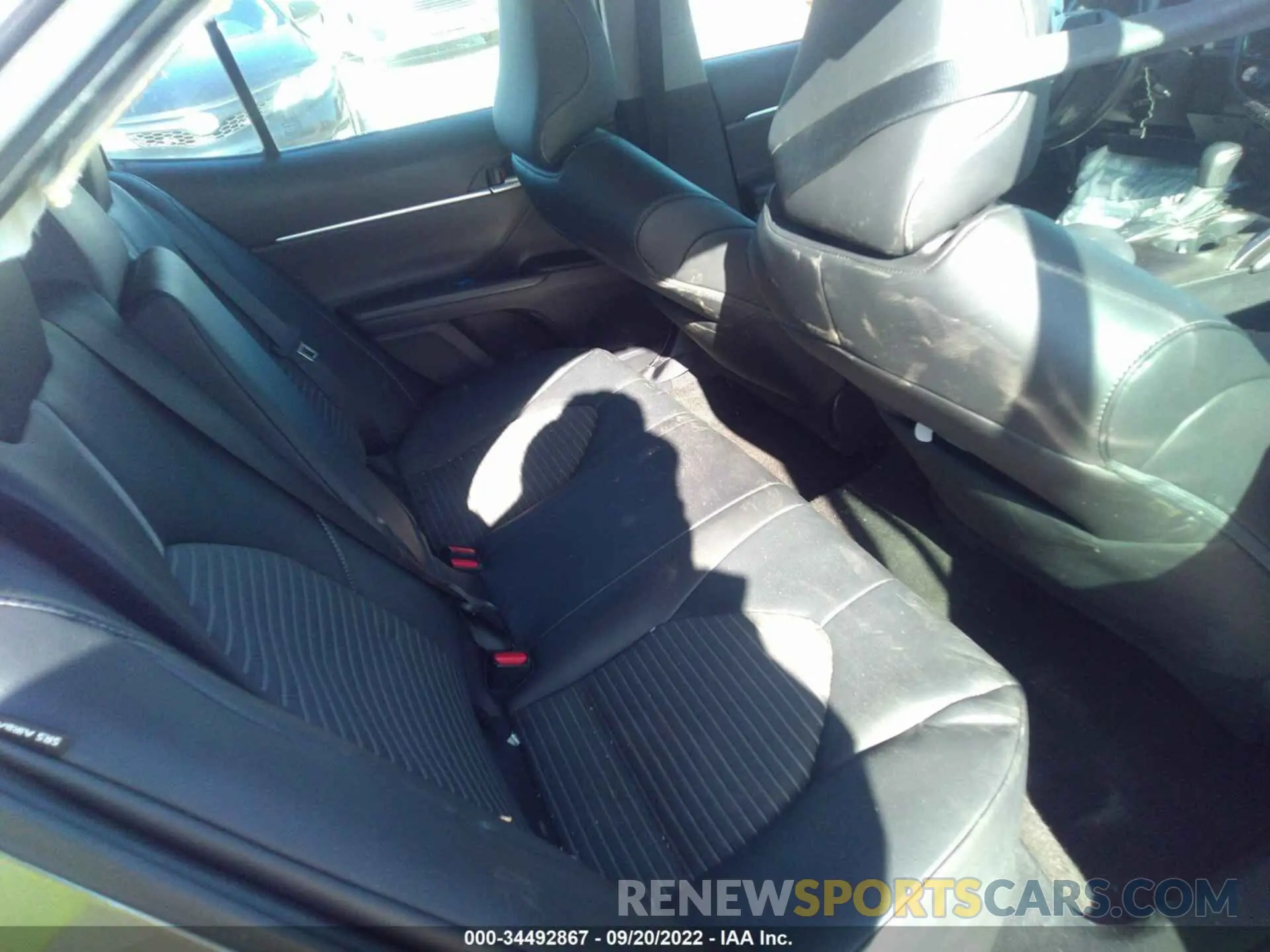 8 Фотография поврежденного автомобиля 4T1G11AK3MU525646 TOYOTA CAMRY 2021