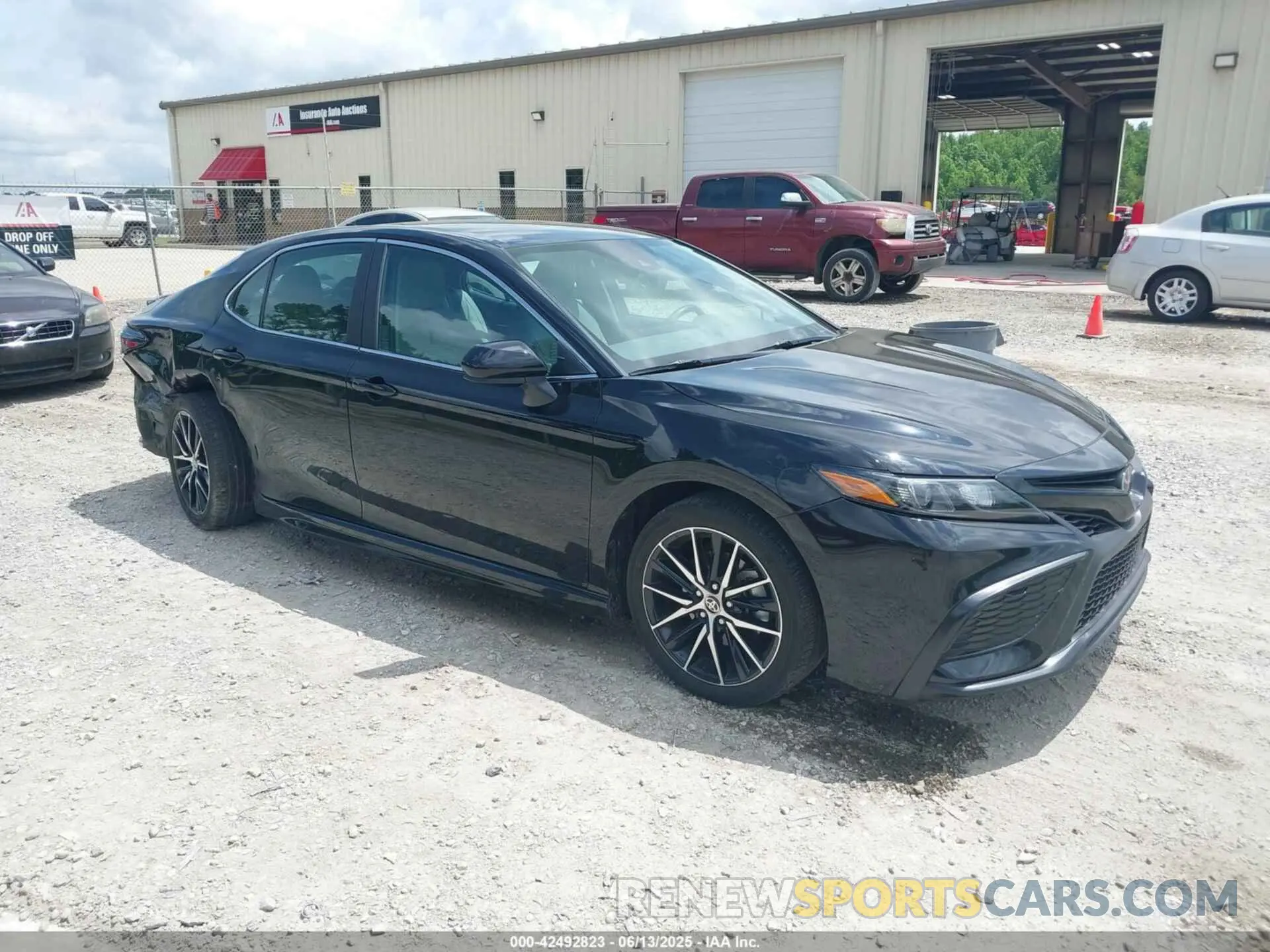 1 Photograph of a damaged car 4T1G11AK3MU547940 TOYOTA CAMRY 2021
