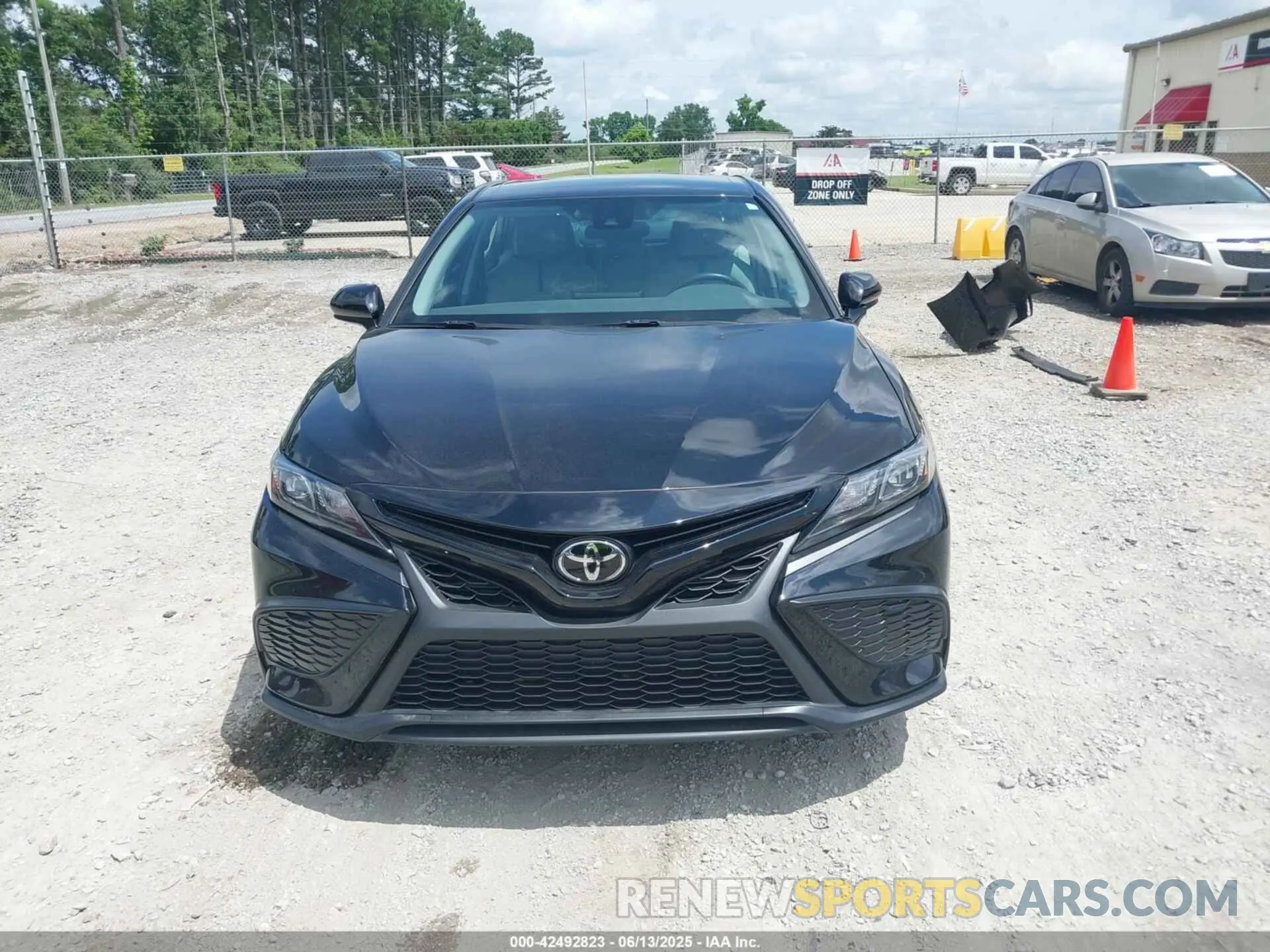 13 Photograph of a damaged car 4T1G11AK3MU547940 TOYOTA CAMRY 2021