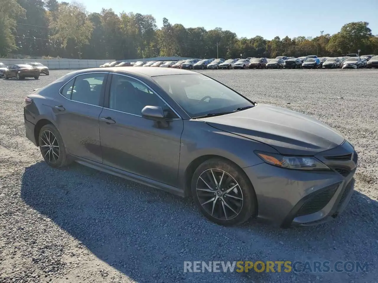 4 Photograph of a damaged car 4T1G11AK3MU562406 TOYOTA CAMRY 2021