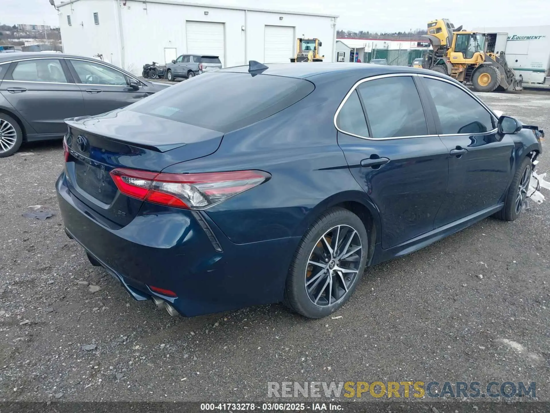 4 Фотография поврежденного автомобиля 4T1G11AK3MU567671 TOYOTA CAMRY 2021