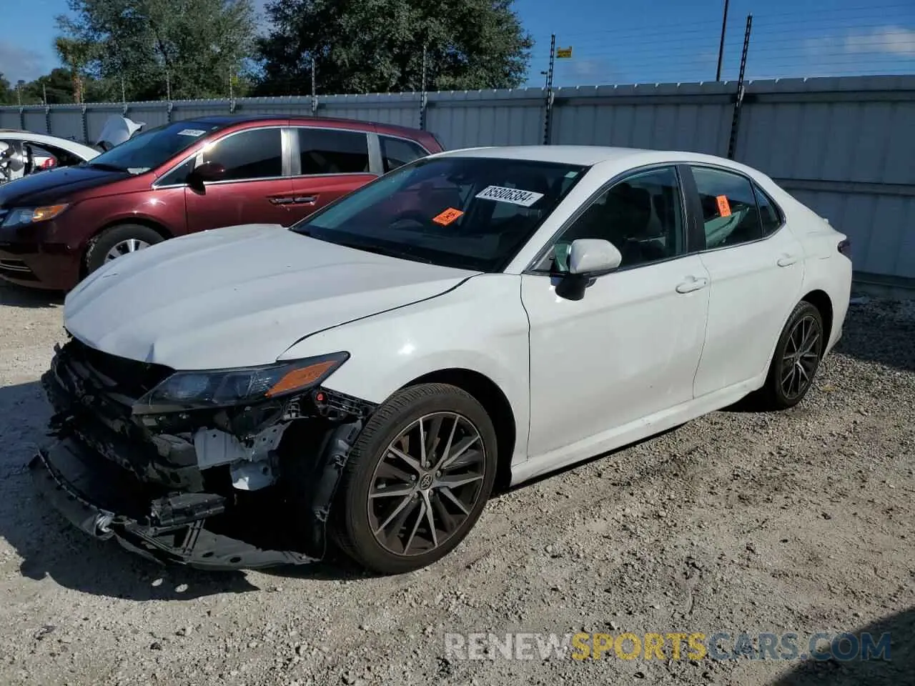 1 Photograph of a damaged car 4T1G11AK3MU587872 TOYOTA CAMRY 2021