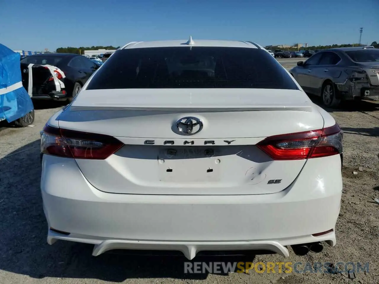 6 Photograph of a damaged car 4T1G11AK3MU589413 TOYOTA CAMRY 2021