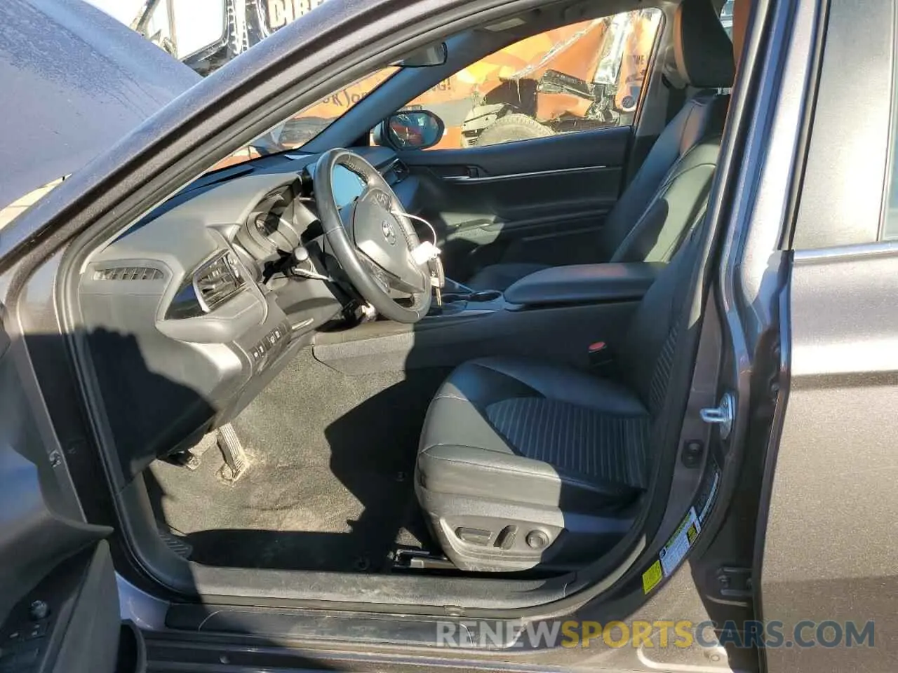 7 Photograph of a damaged car 4T1G11AK3MU592781 TOYOTA CAMRY 2021