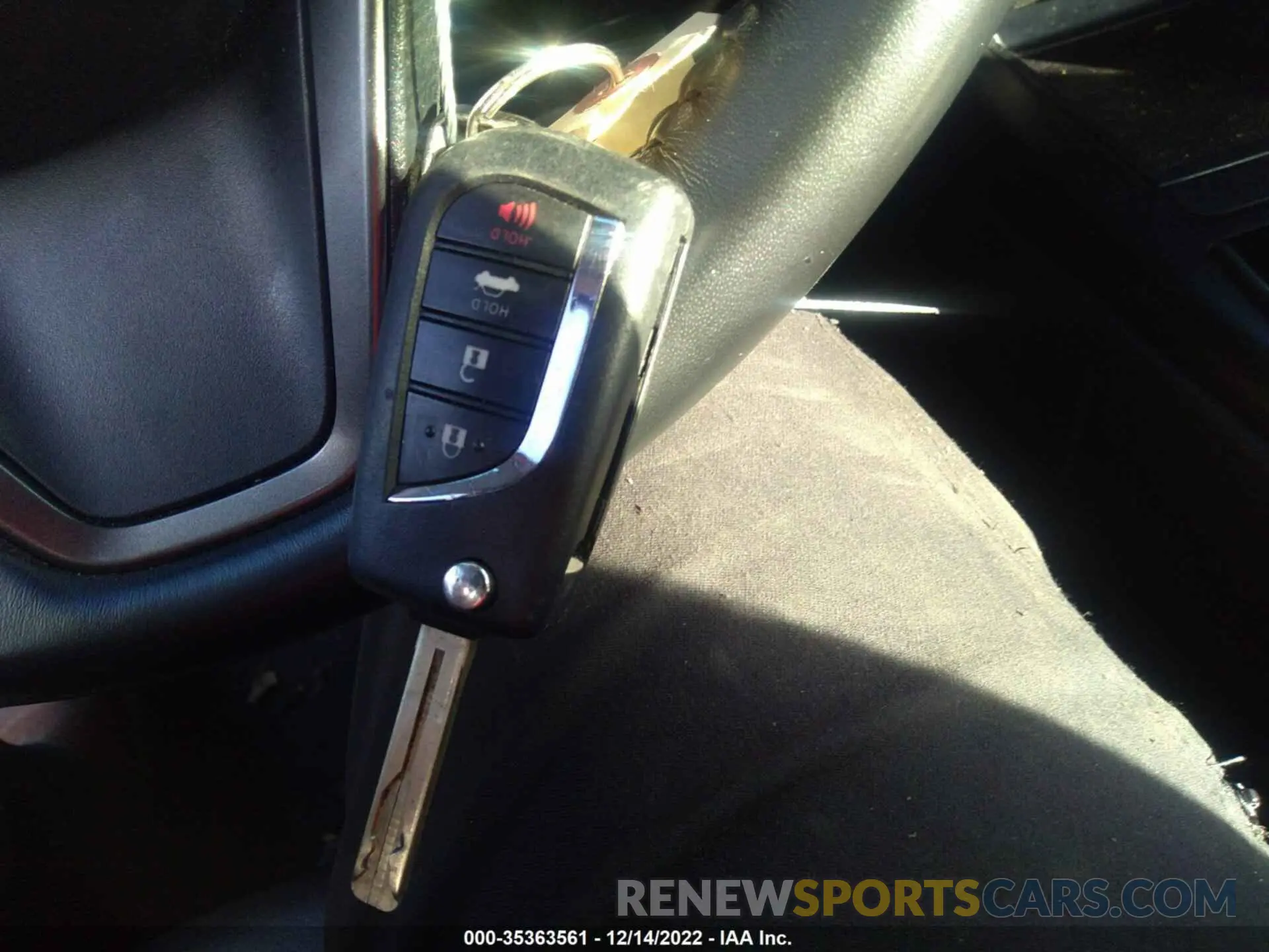 11 Фотография поврежденного автомобиля 4T1G11AK3MU594000 TOYOTA CAMRY 2021