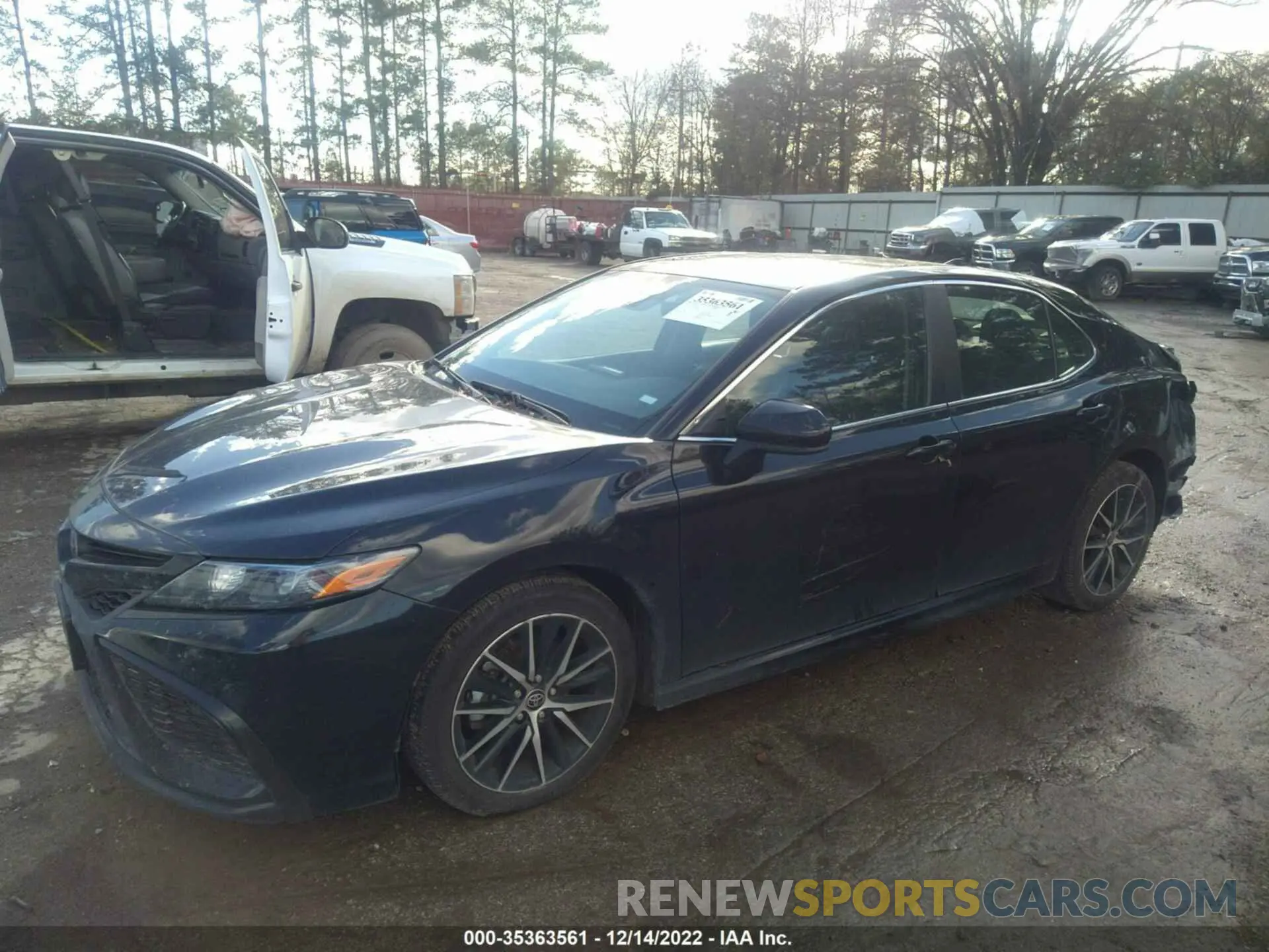 2 Фотография поврежденного автомобиля 4T1G11AK3MU594000 TOYOTA CAMRY 2021